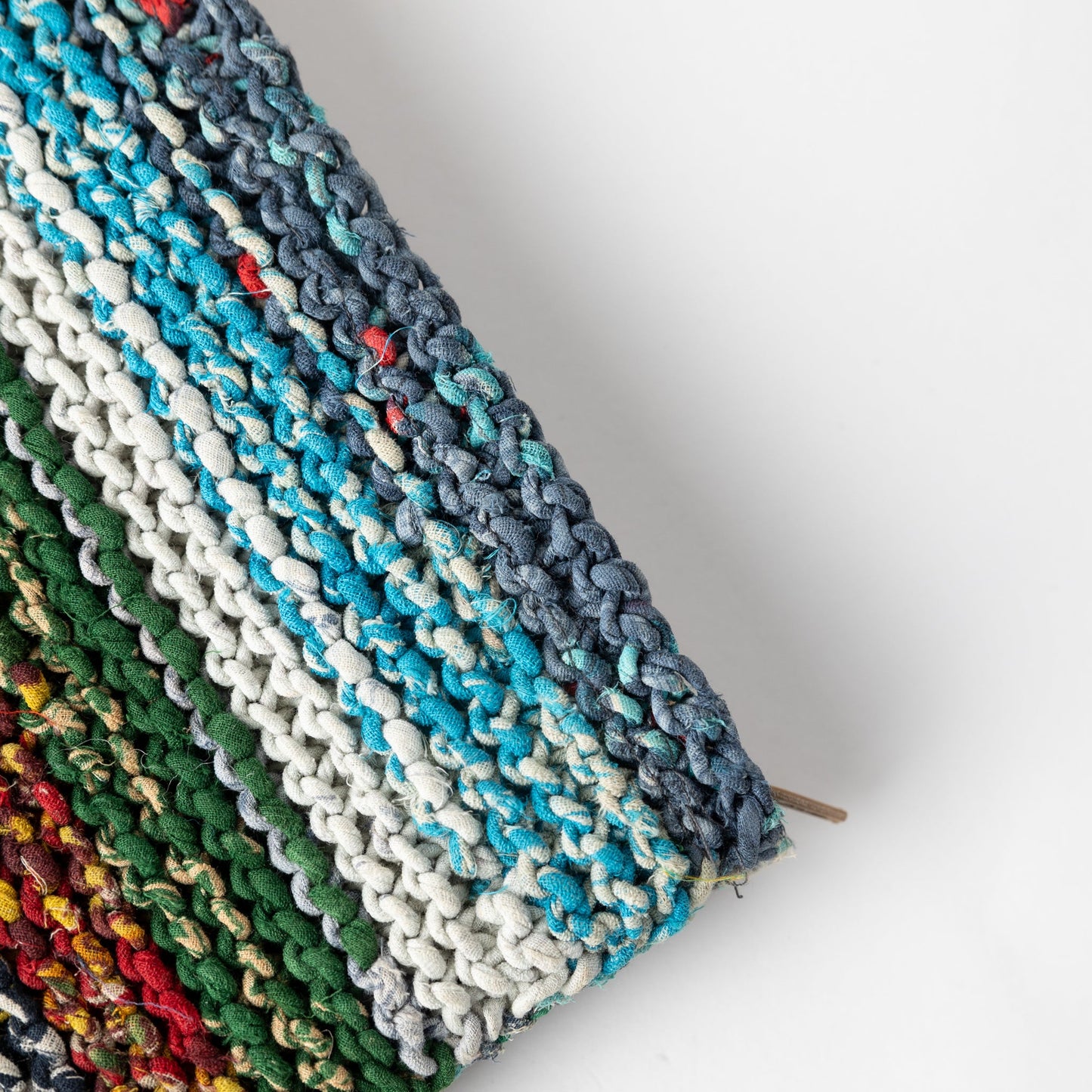 Bag drop in/cosmetic knit sari/mtl 8Wx5H asst