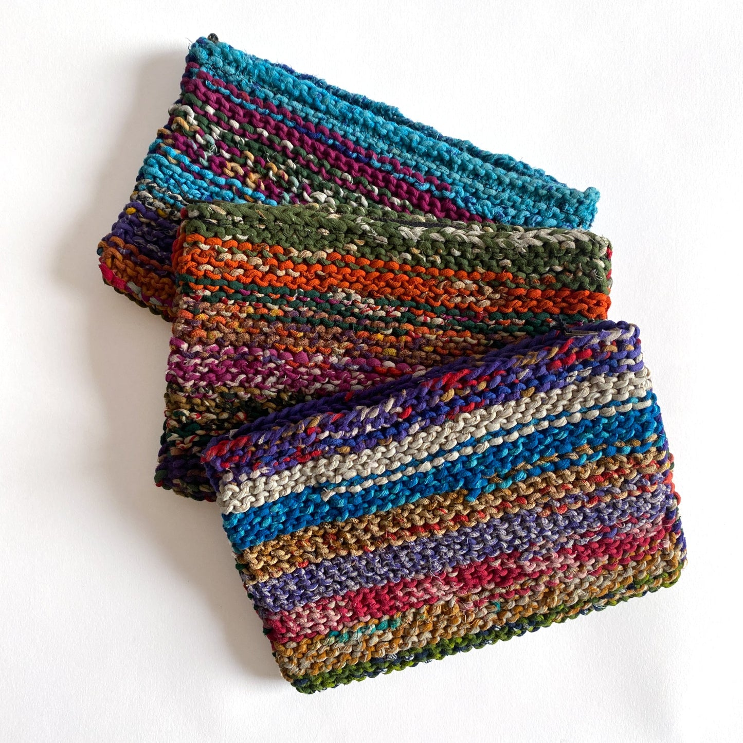 Bag drop in/cosmetic knit sari/mtl 8Wx5H asst