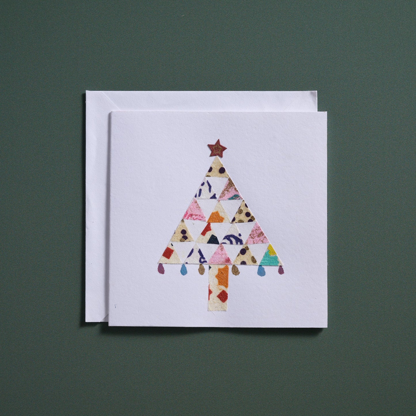 Card tree of triangles M/3 paper 5.5sq white/multi