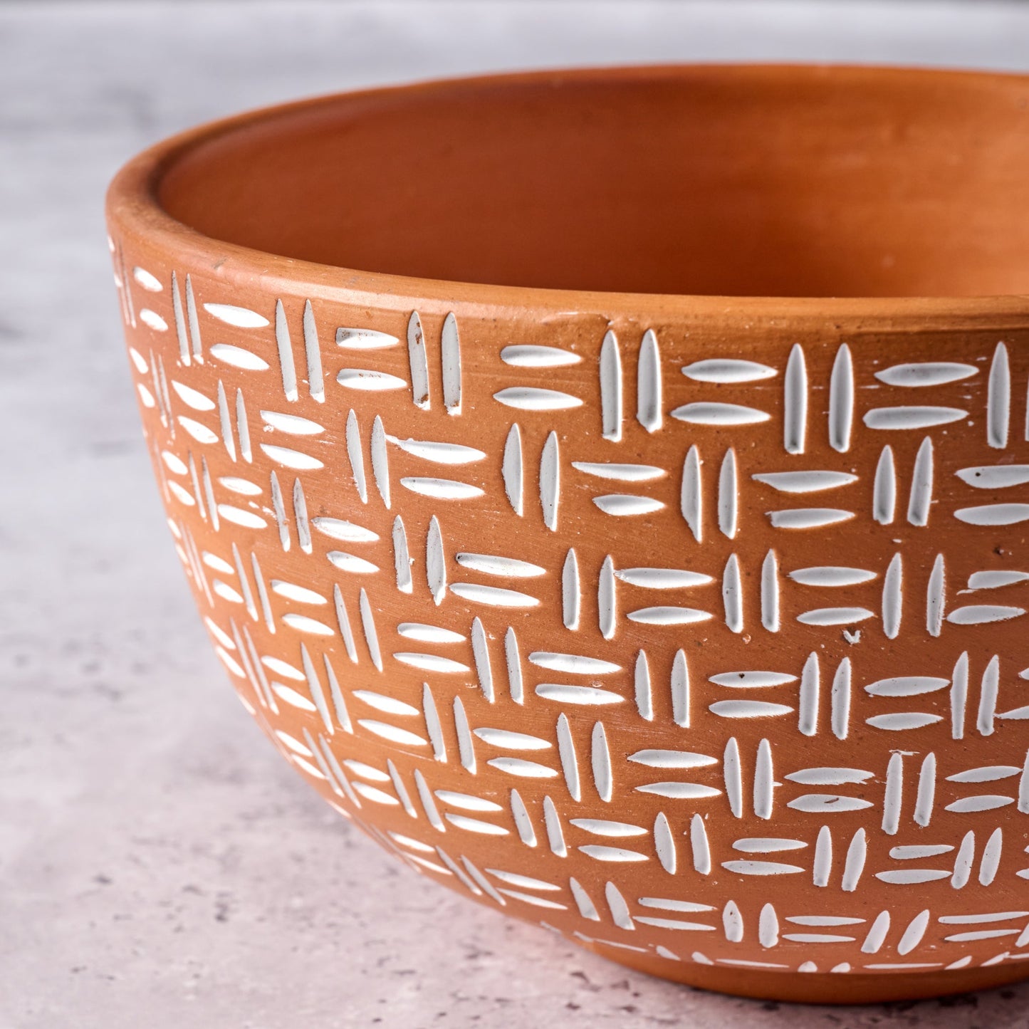 Bowl lattice lines terracotta 8Sx4.25H nat/white