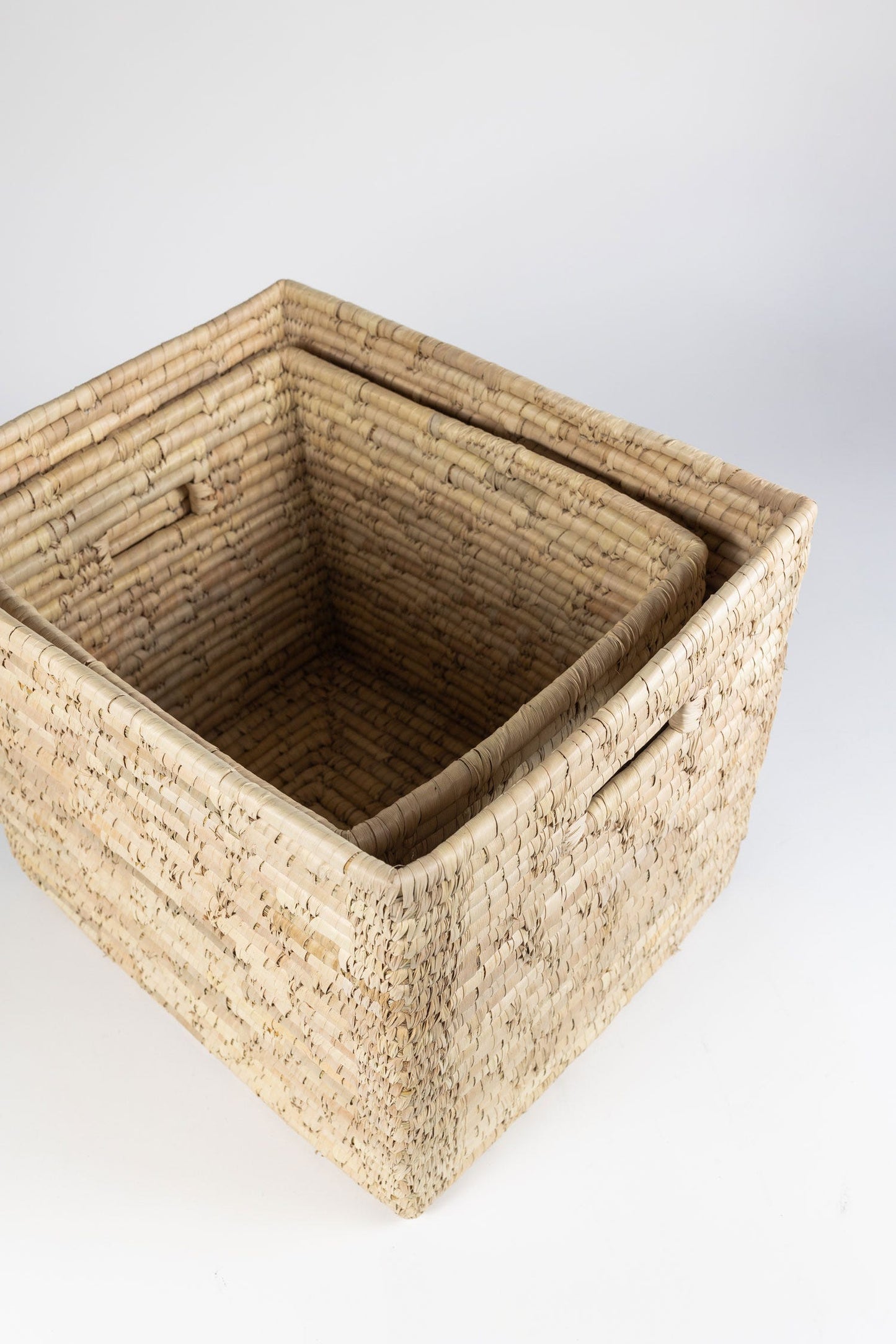 Basket storage palm leaf 13Lx11Wx10H nat