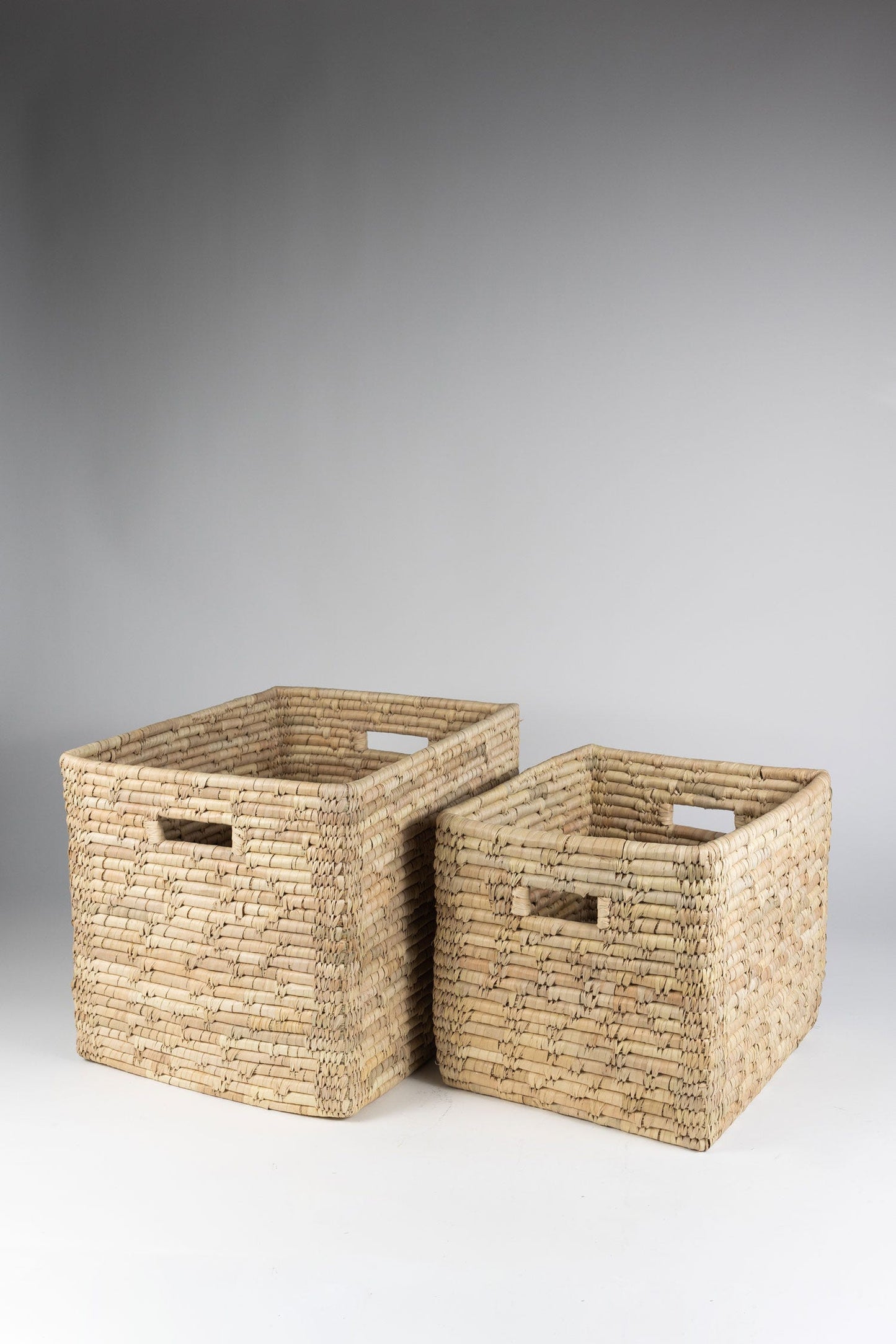 Basket storage palm leaf 13Lx11Wx10H nat