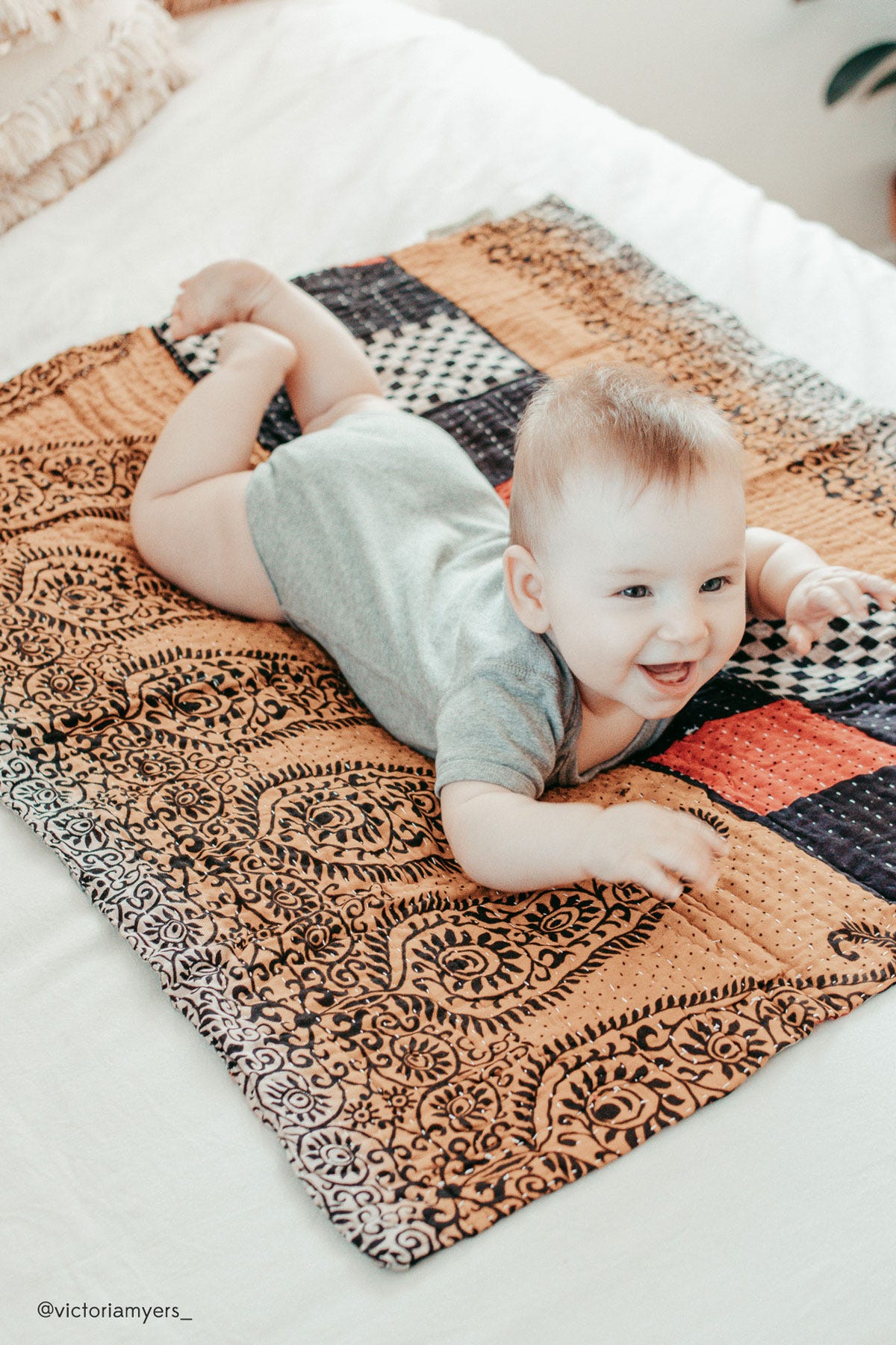 Blanket f/baby sari 36x30 asst