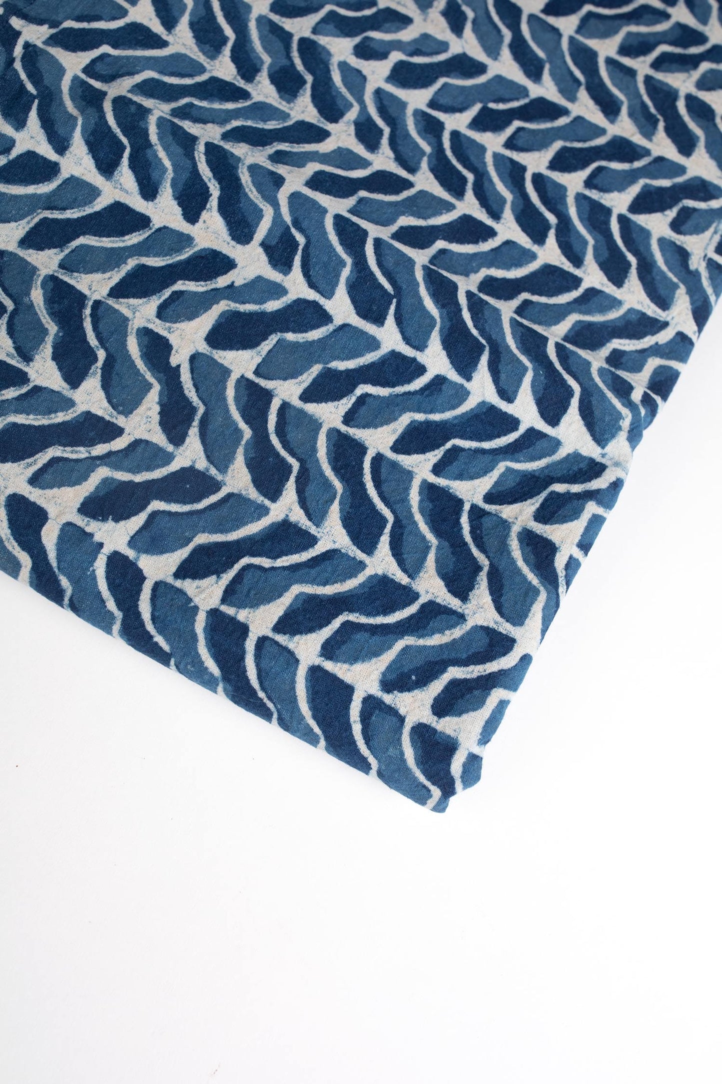 Tablecloth uniform geo pattern cttn 70x90 blu/wht