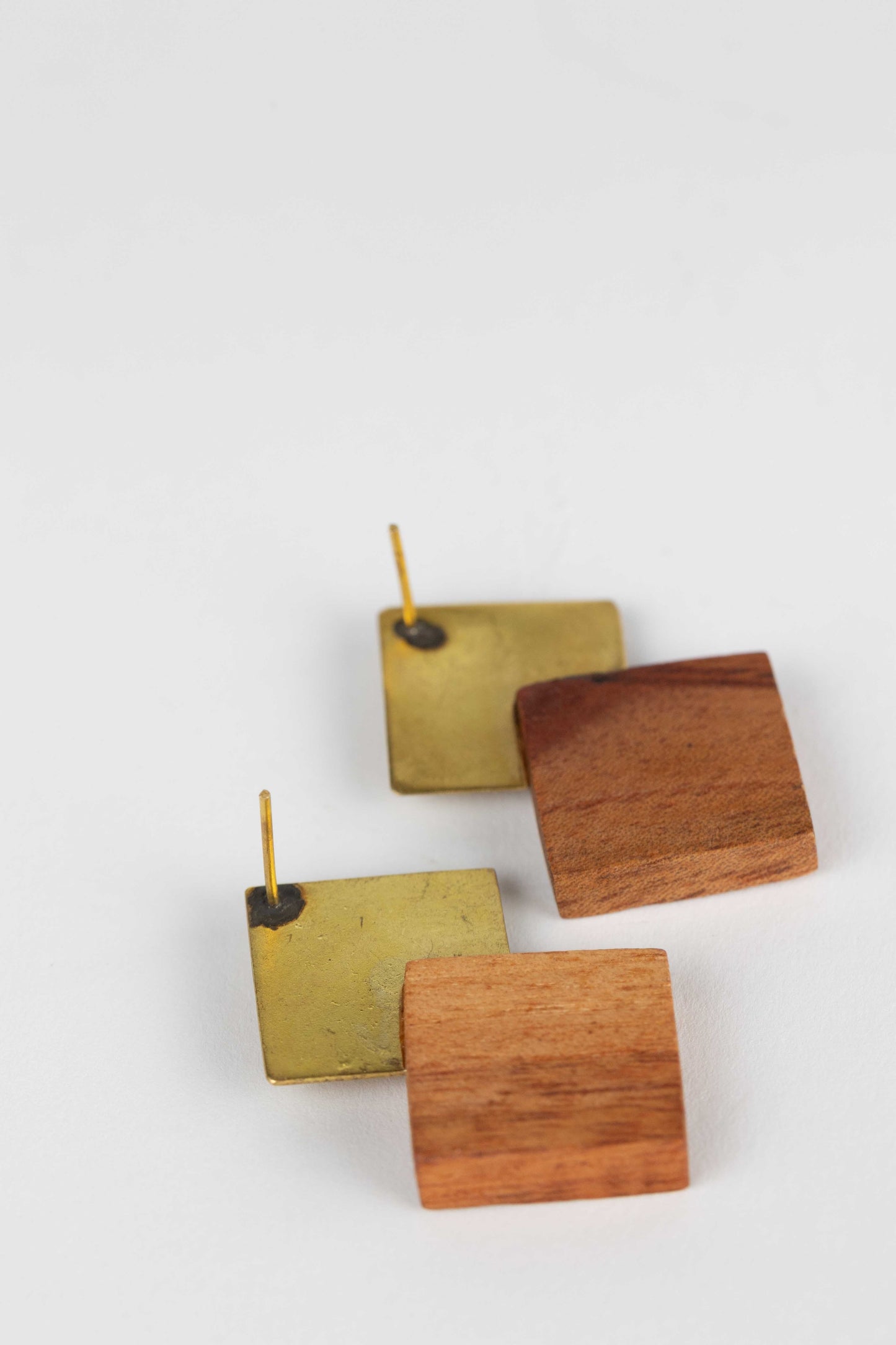 Earrings post 2 squared on point mtl/wd 2L br/brn