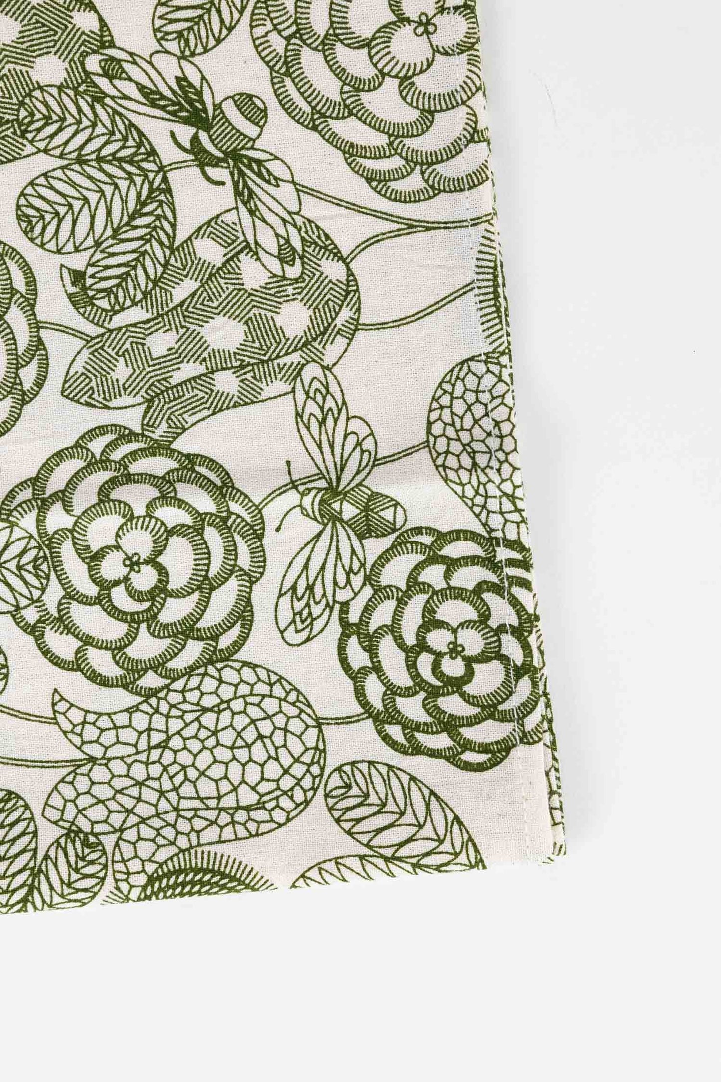 Tablecloth bountiful bee/flower cttn 90x60 crm/grn