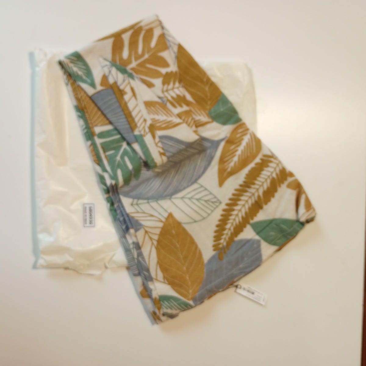 Tablecloth lg autumn leaves cttn 60D crm/gld/grn