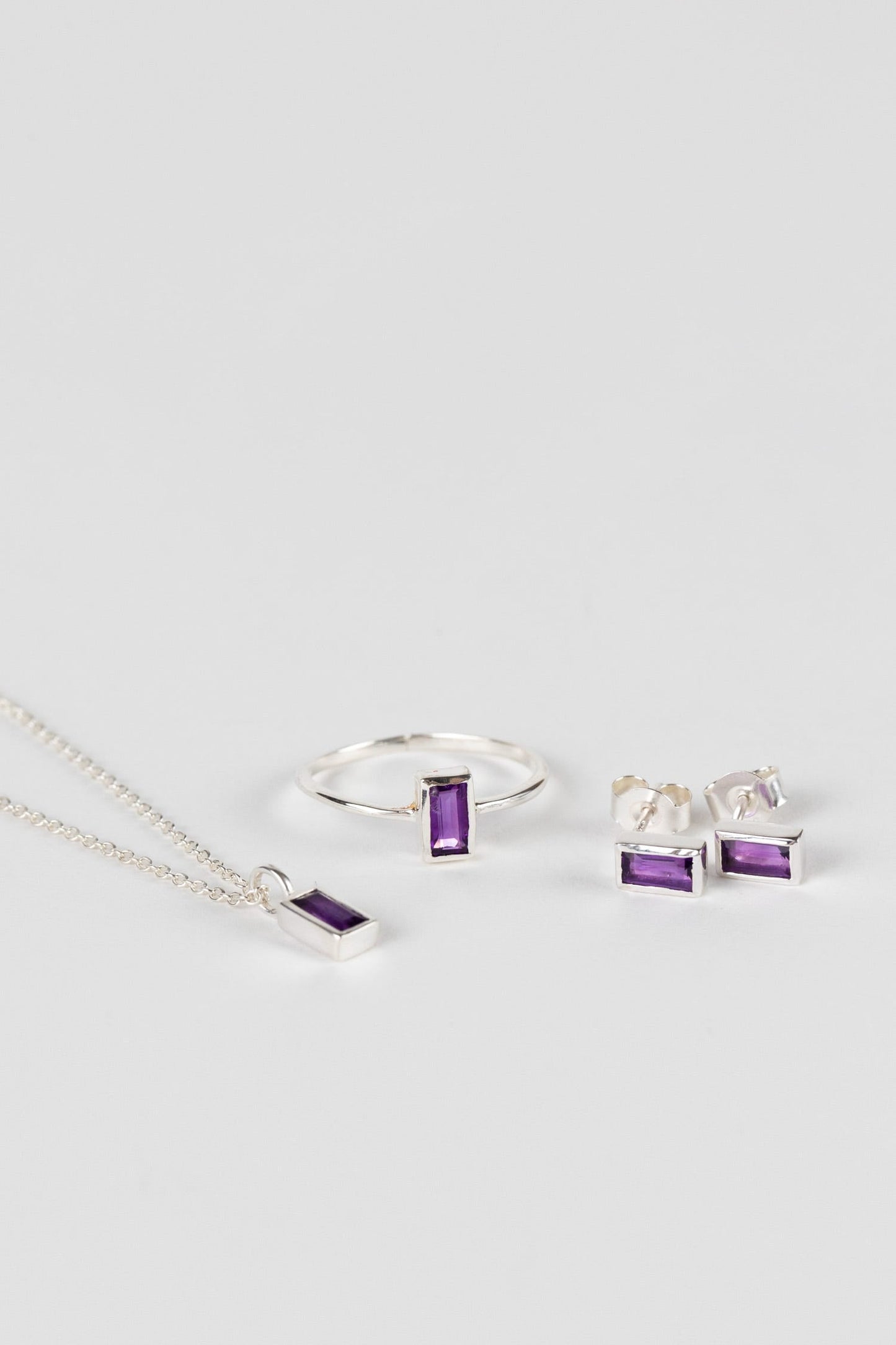 Necklace tiny rect pend amethyst/strlg 14.5L prpl