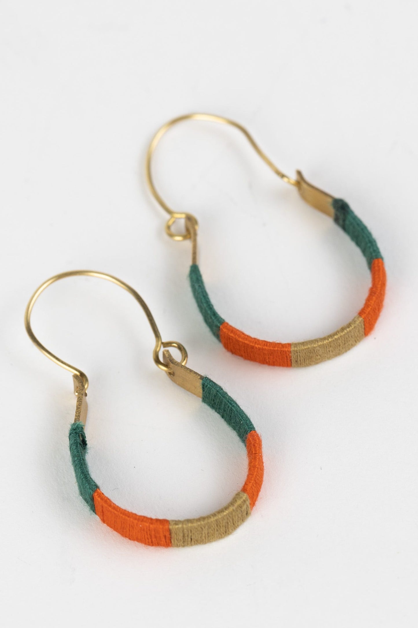 Earrings hoop wrapped threads/brass 1.75L multi