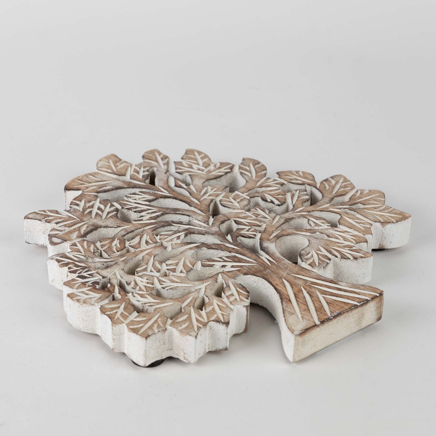Trivet tree whitewashed wood 8Dx.5H nat/wht