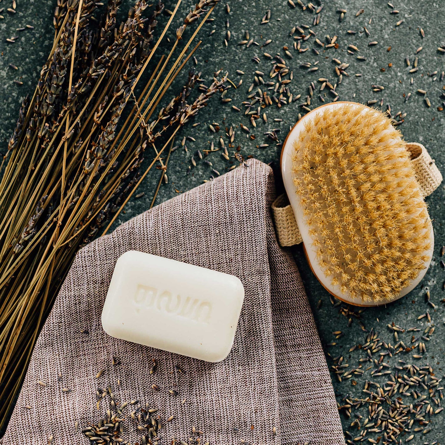 Soap lavender M/5  3.2 oz prpl