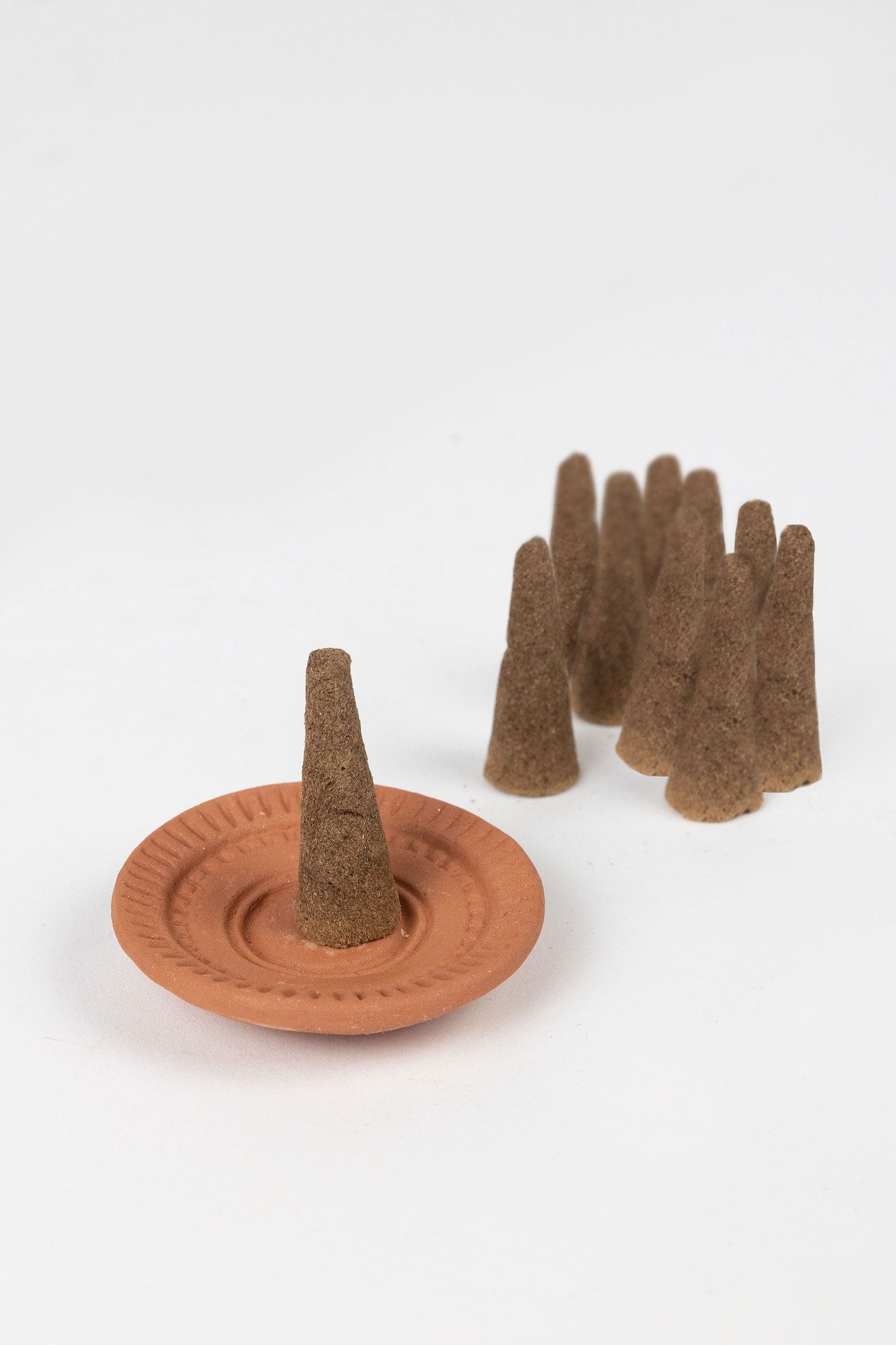 Incense set s/10 jasmine M/4 w/disc/box 3.5sq