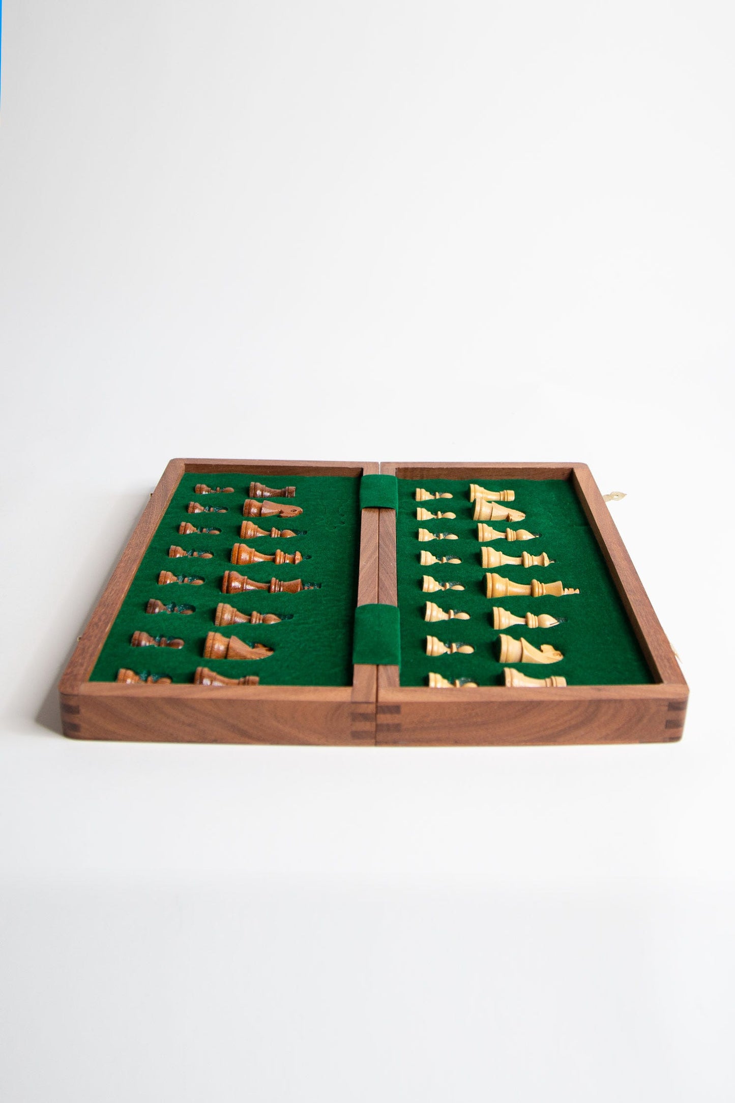 Chess folding case wood 12sq browns