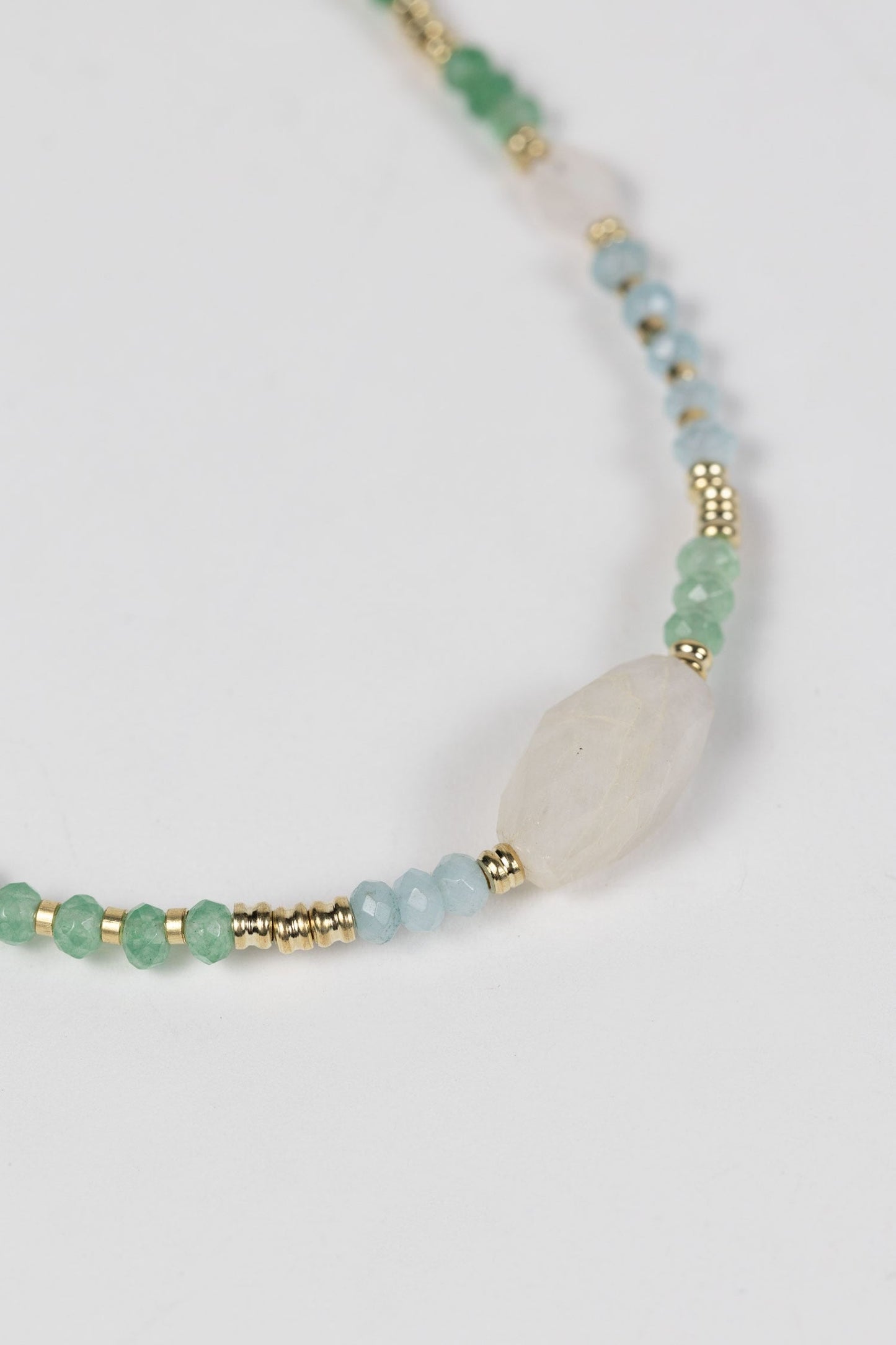 Necklace moonstones/onyx sliding cord 26L wht/aqua