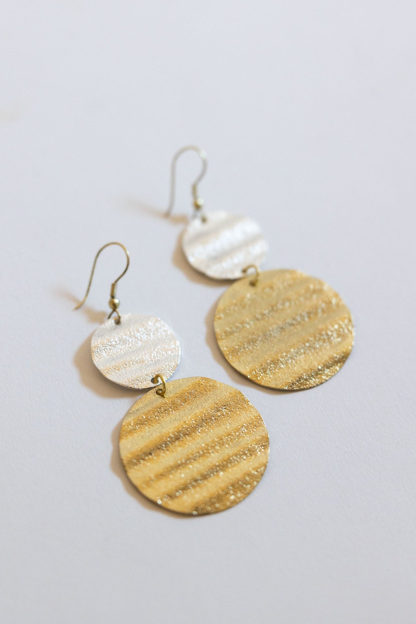 Earrings large/small wavy discs metal 3L gold/silv