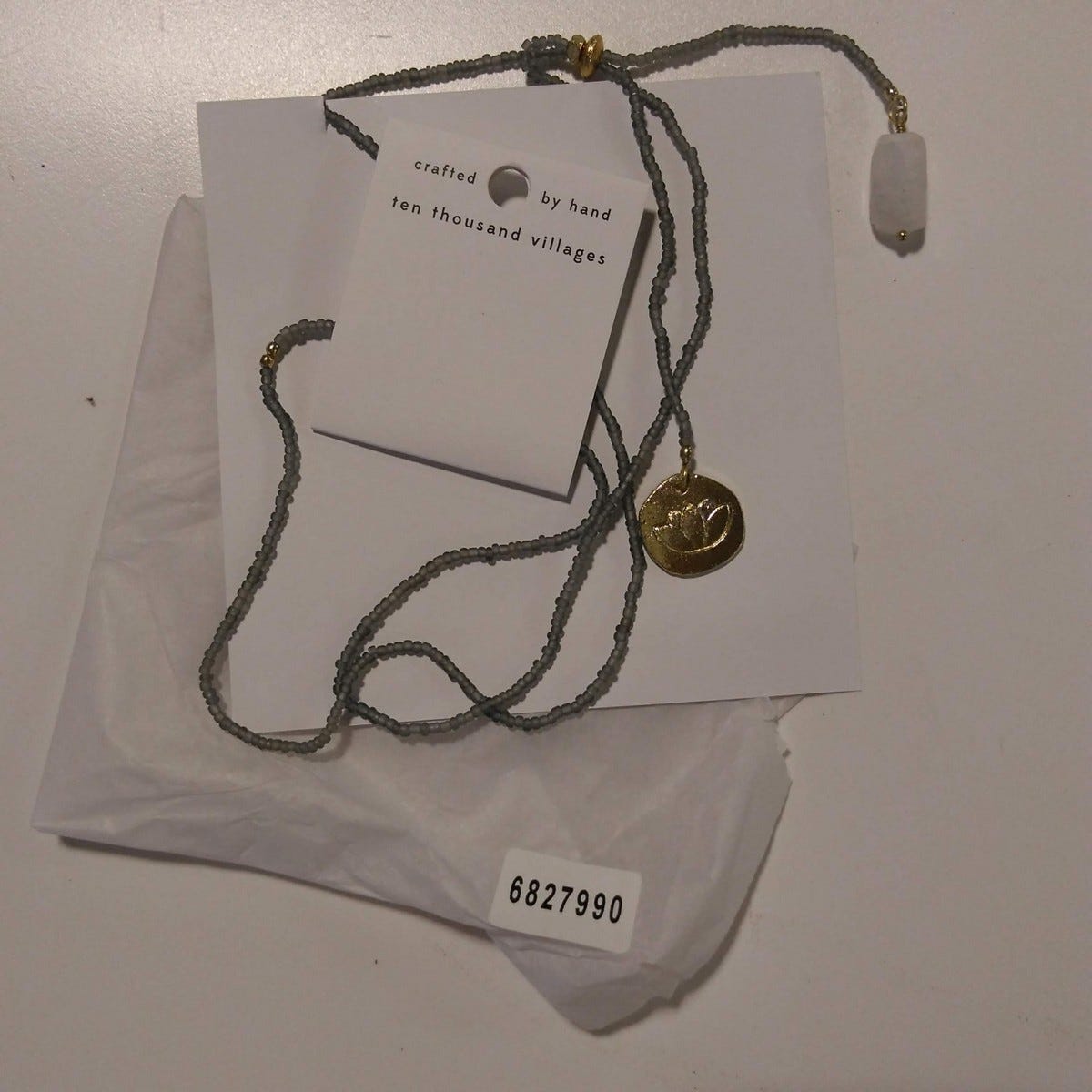 Necklace lariat stone/disc charm glass/mtl gry/wht