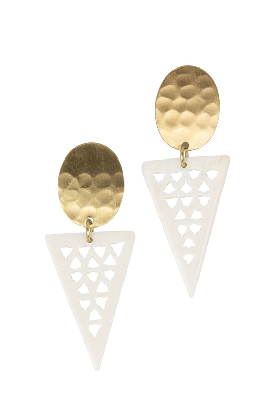 Earrings post trngl geo cut bone/mtl 2L wht/gld