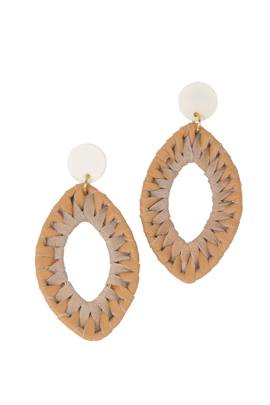 Earrings post petal lthr wrap/bone 2.25L tan/wht