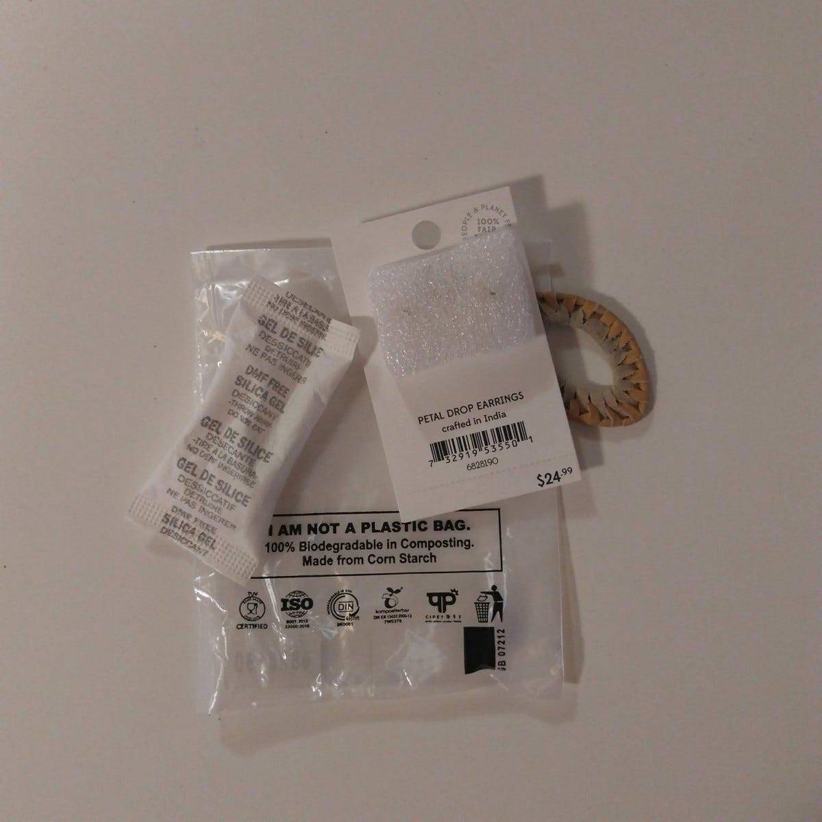 Earrings post petal lthr wrap/bone 2.25L tan/wht