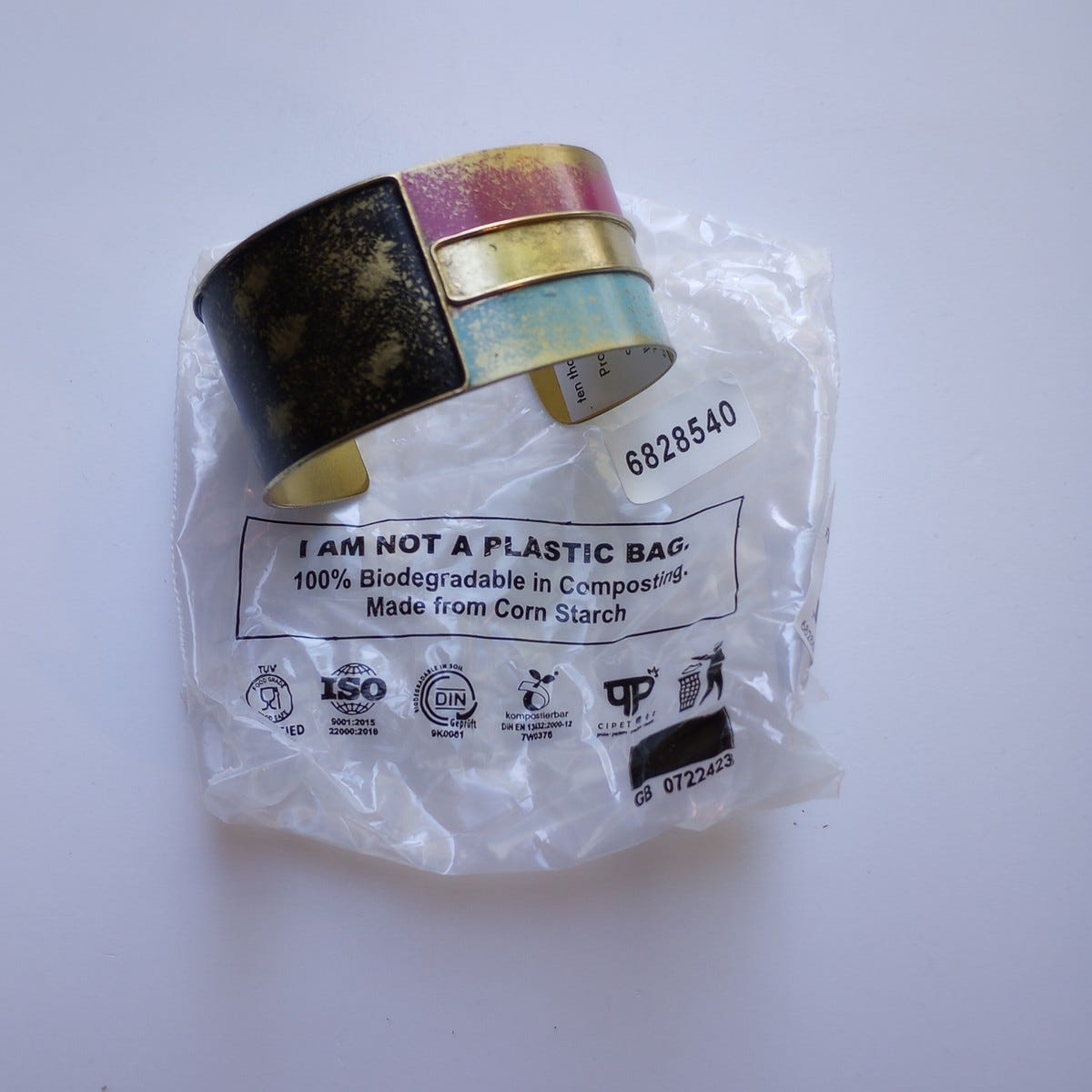 Bracelet cuff 3 color patina 1.25W gld/blk/grn/red