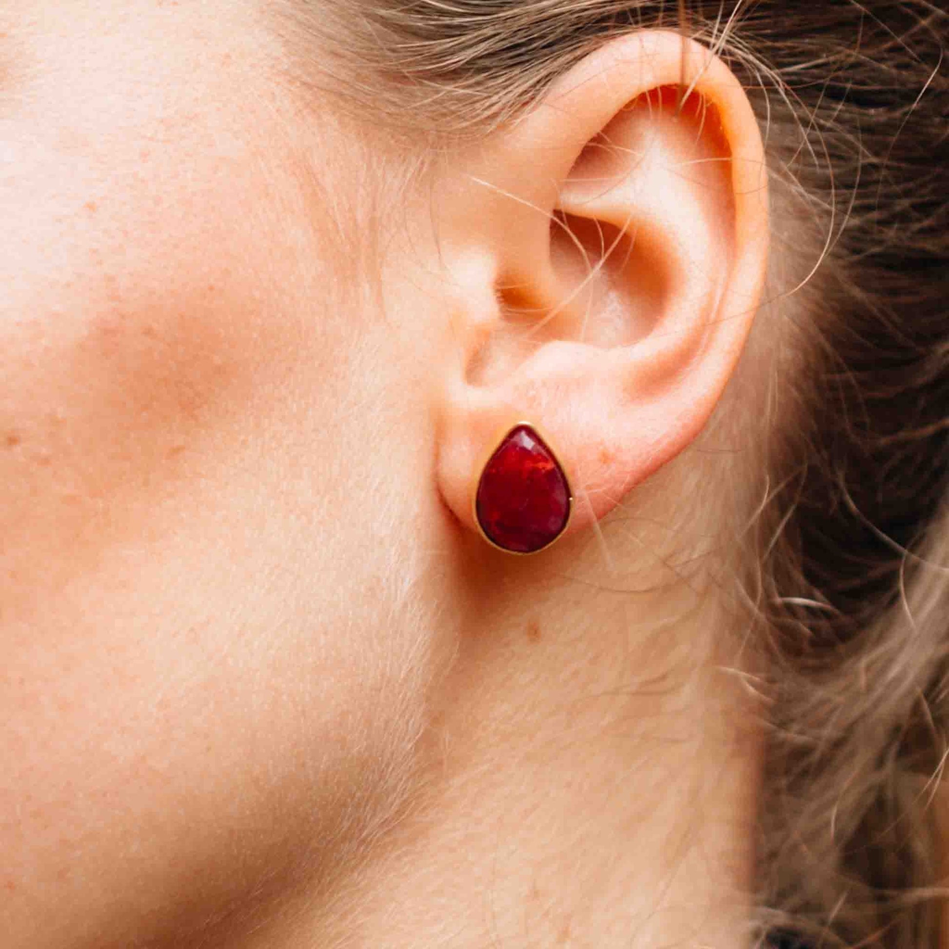 Ansoo Stud Earrings - Magenta - Default Title (6828960)