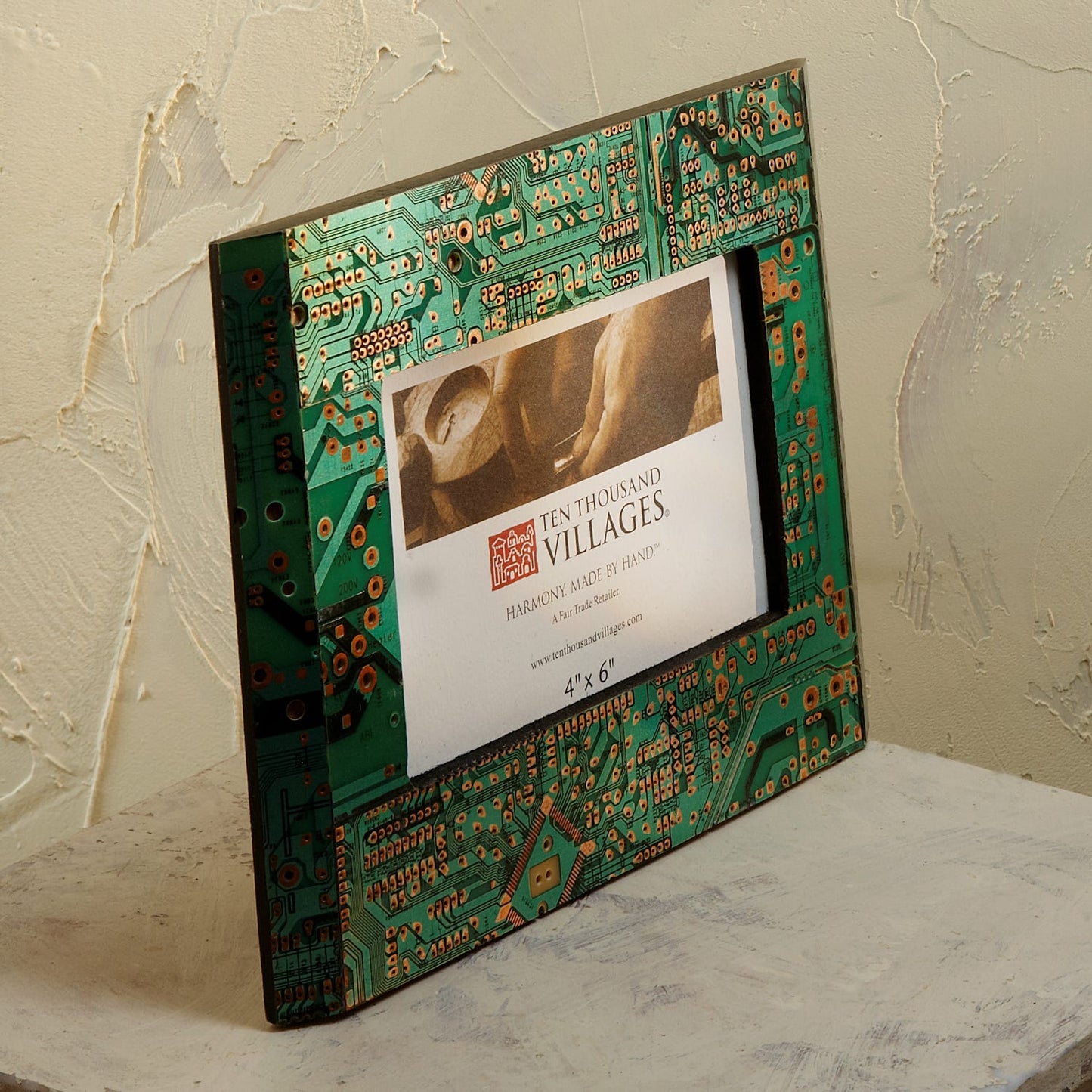 Frame f/4x6 circuit board/wd grn