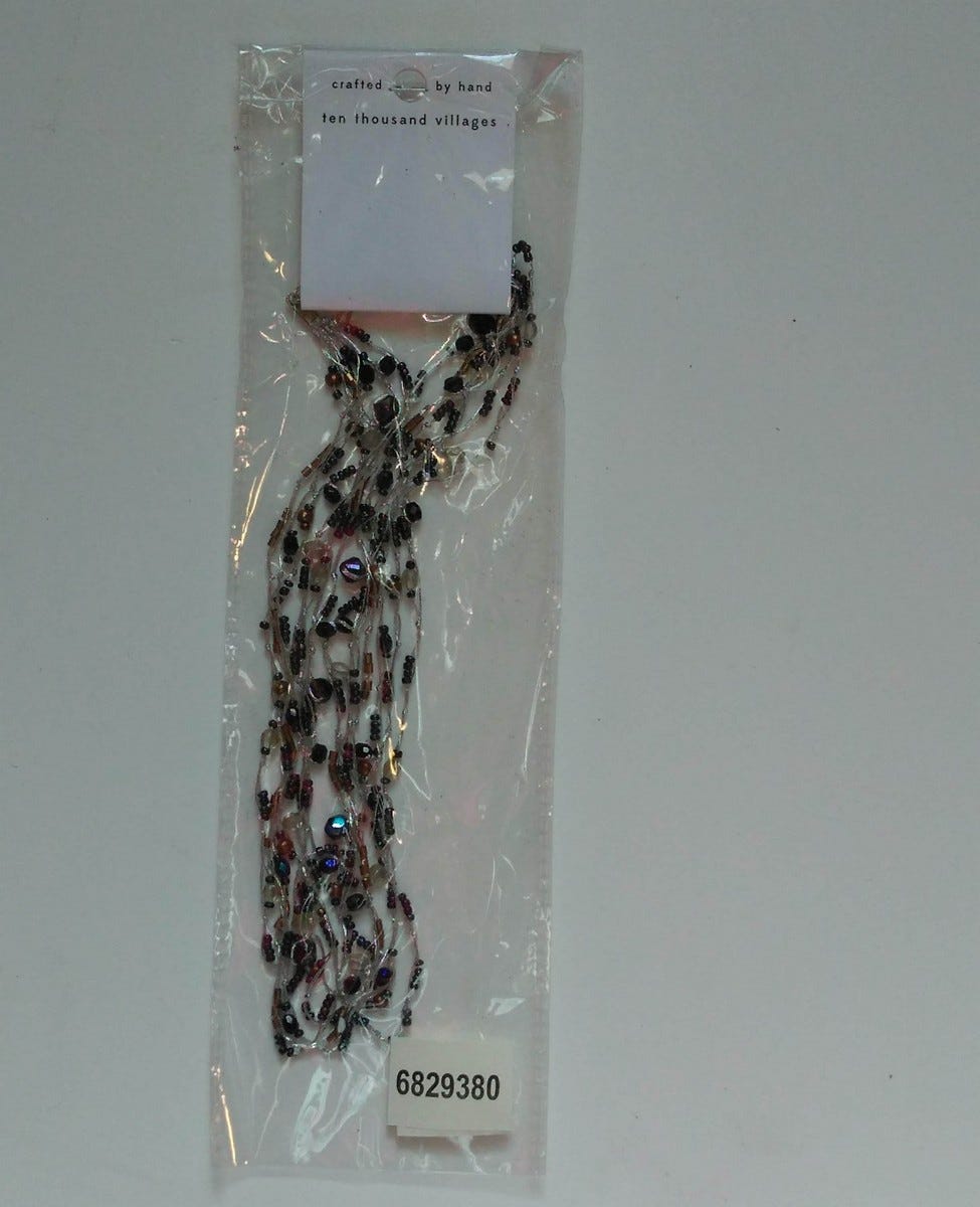 Necklace mltistrnd thread/bead irdscnt blac/silver