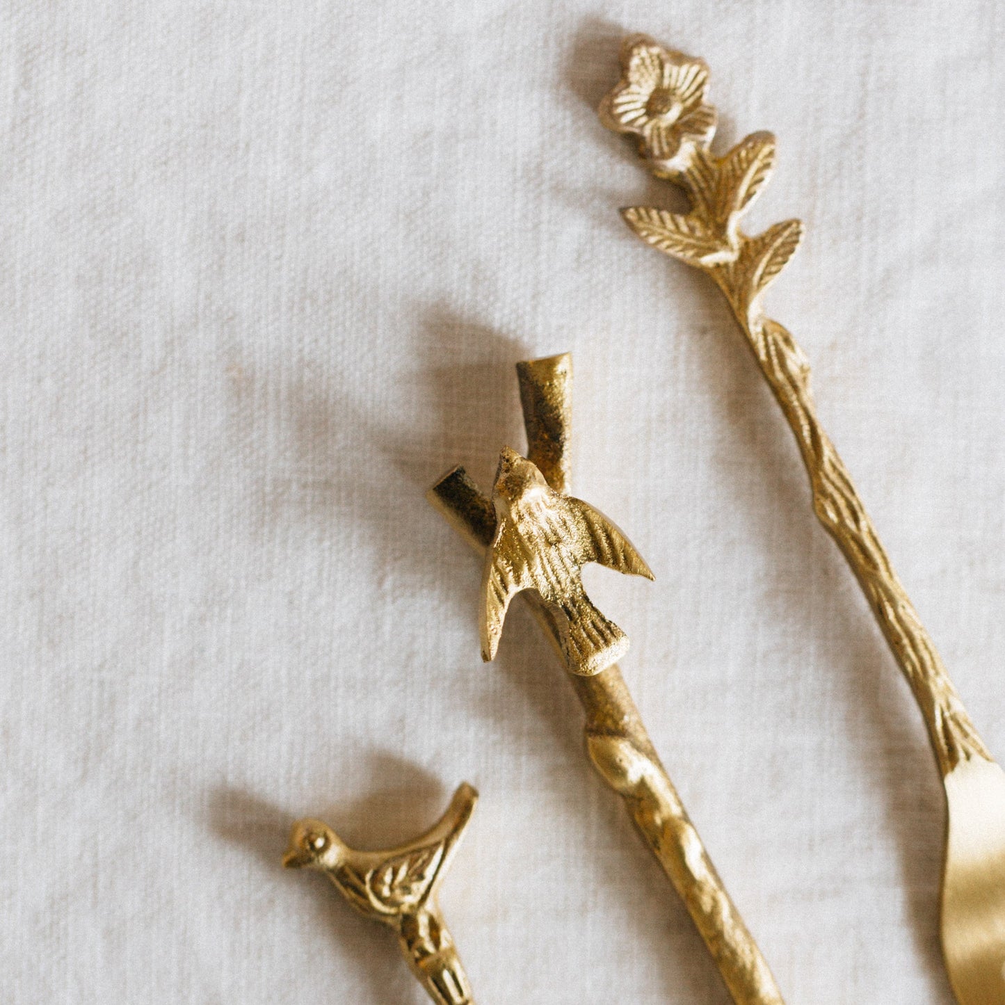 Utensils s/3 bird/branch/flwr brass 3.5-5.5L brass