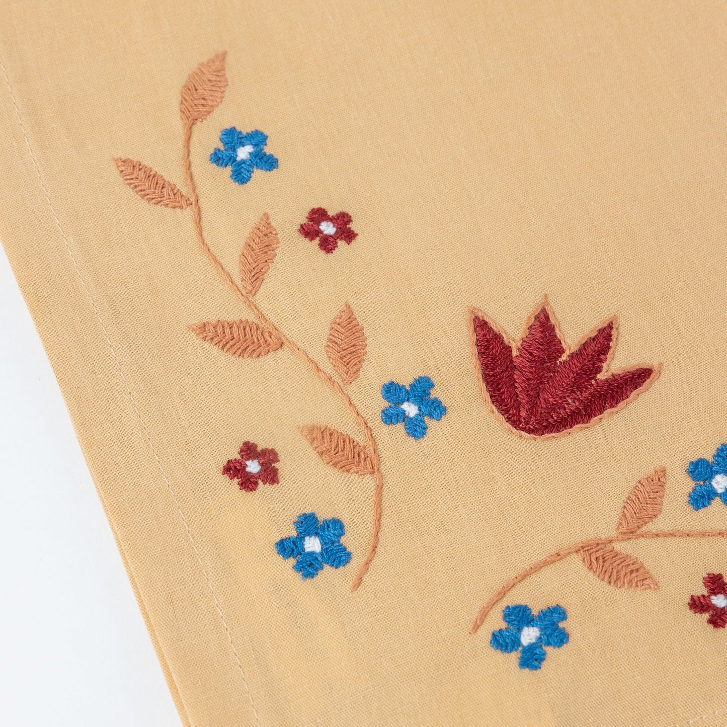 Napkin embroidered M/4 flrl cttn 20sq beige/rd/blu