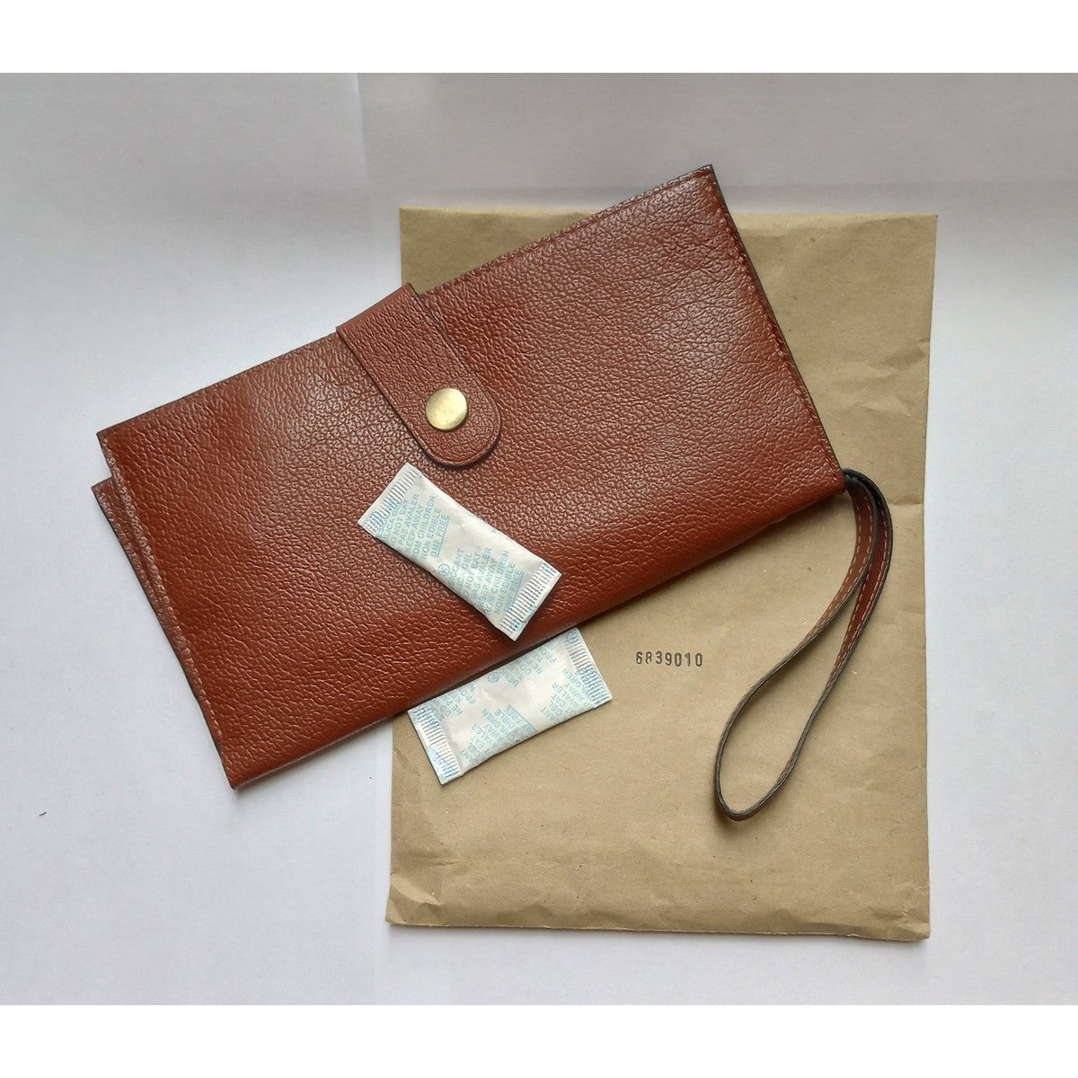 Wallet w/strap leather 8Lx4 rust/brass