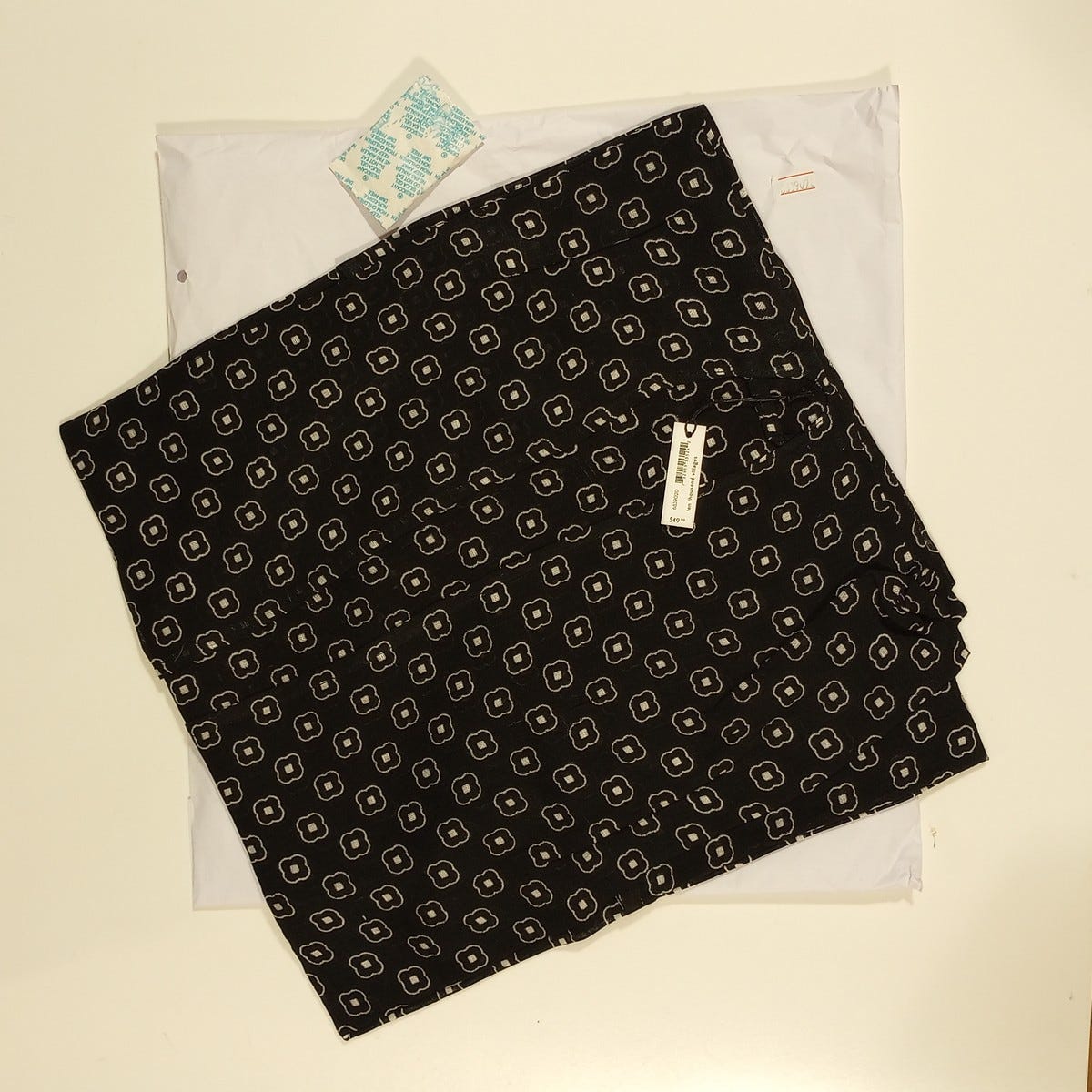Topper mini blooms viscose 38L black/white
