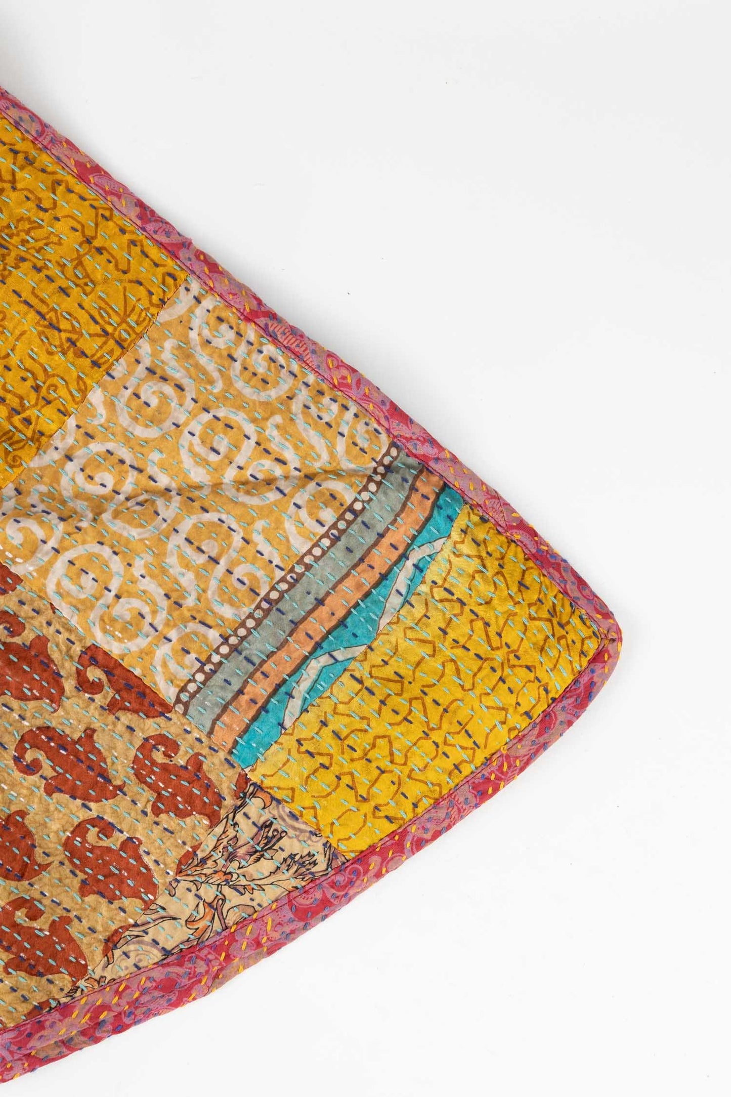 Tree skirt kantha stitch patch cttn/silk 40D asst