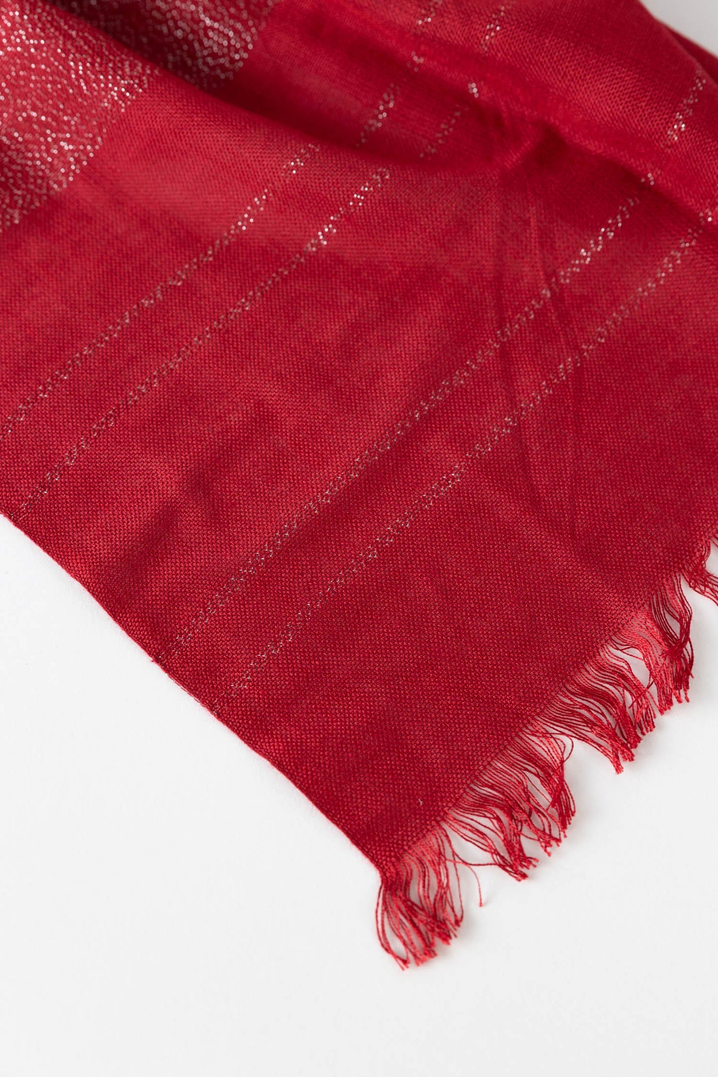 Scarf solid w/metalic bands viscose 70x28 red/silv