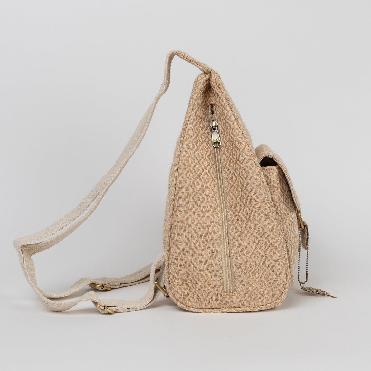 Backpack mini triangular jute/cttn 9Wx12H tan/ivry