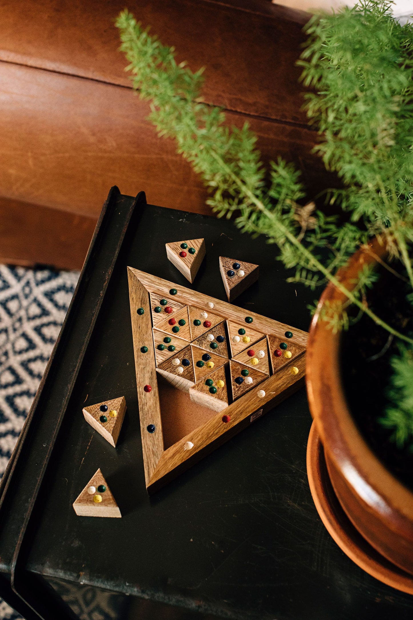 Game triangle match puzzle wood 7x7 brn/multi
