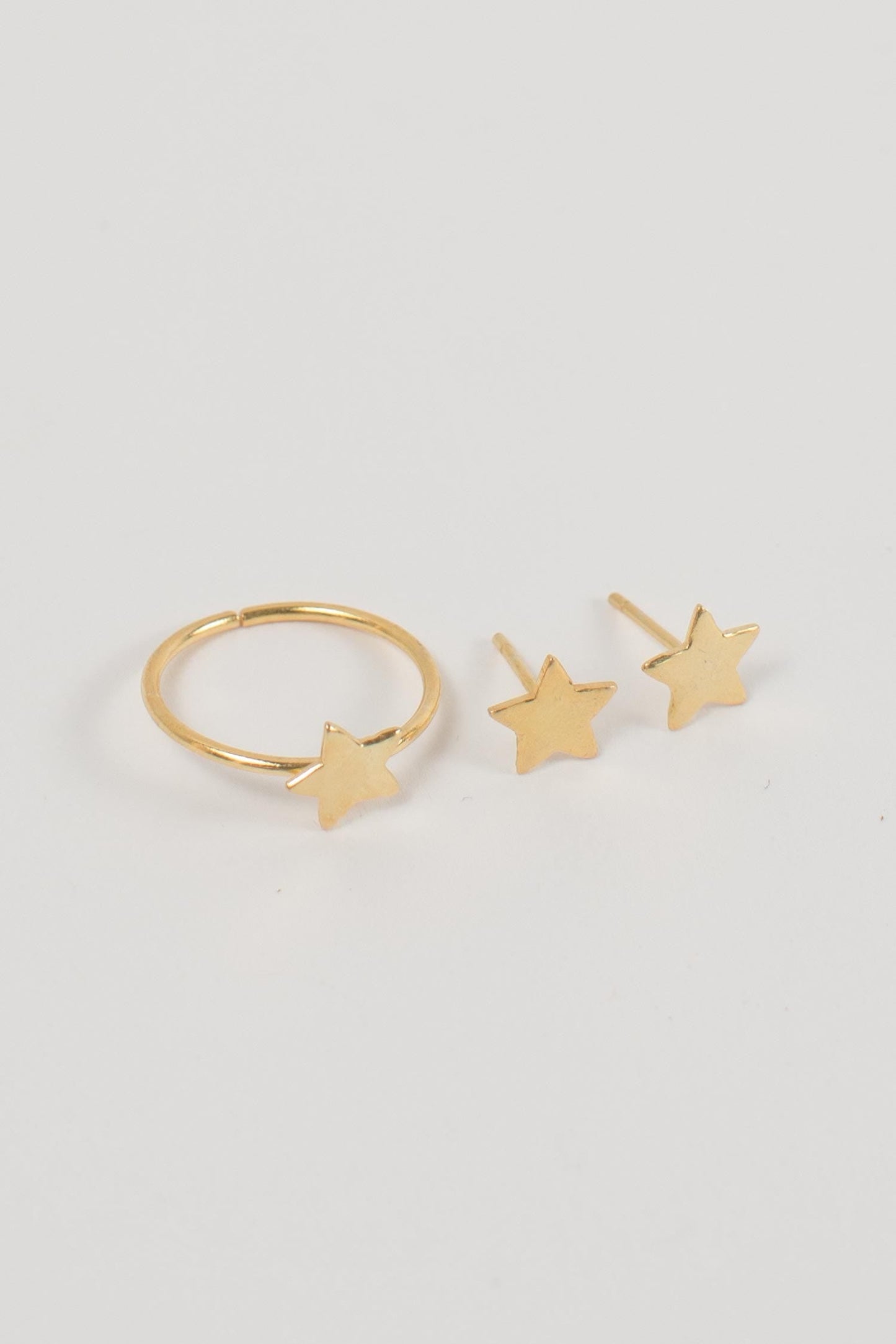 Ring star M/3 metal gold color