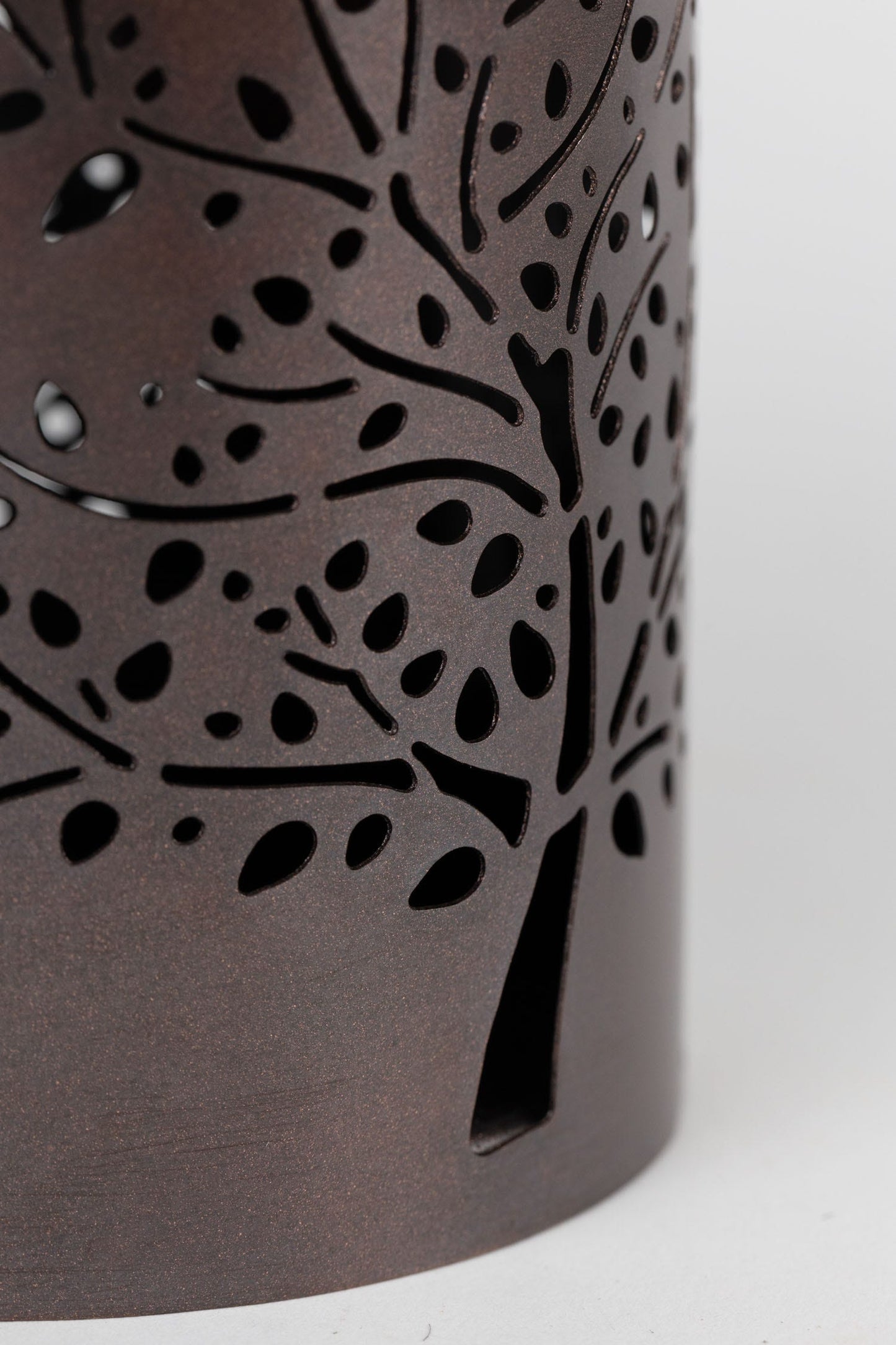 Candleholder autumn trees iron 3Dx5H antq copper