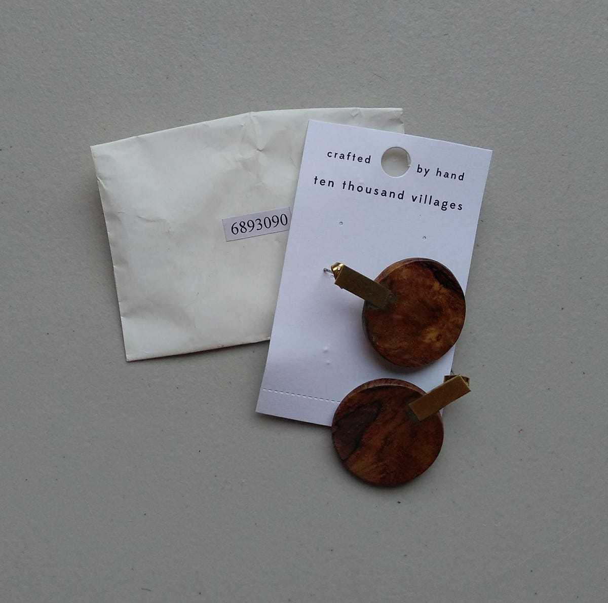 Earrings post disc/bar wood/brass 1.5L brn/brass