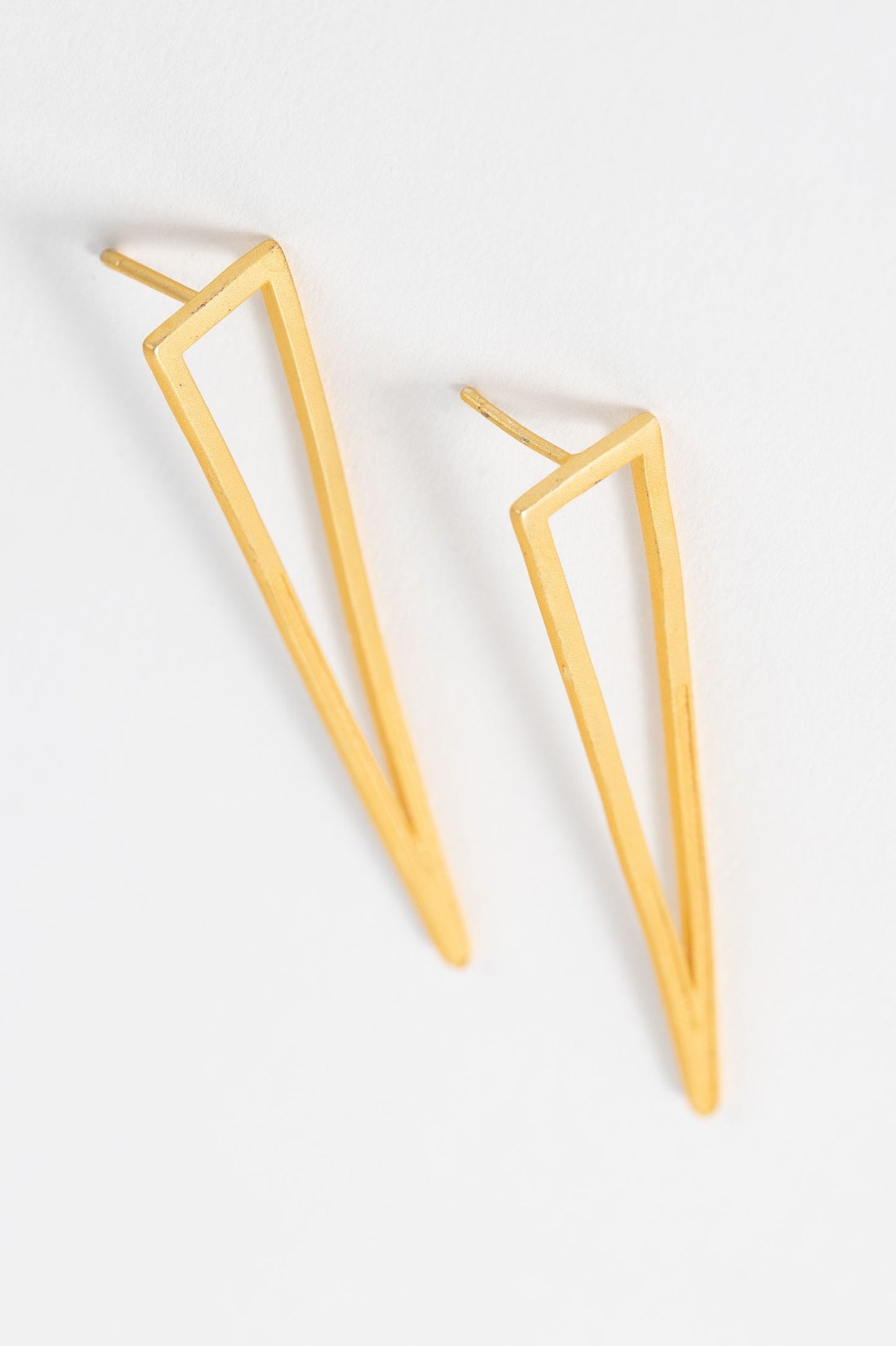 Earrings post open triangle brass 2.5L gold