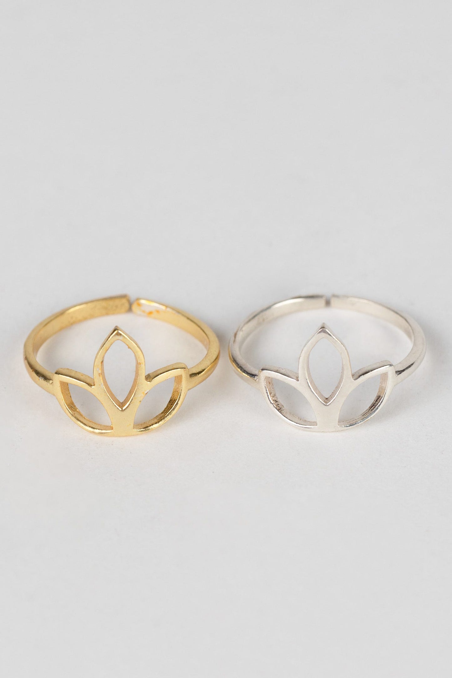 Ring cuff lotus blossom brass .75D gold