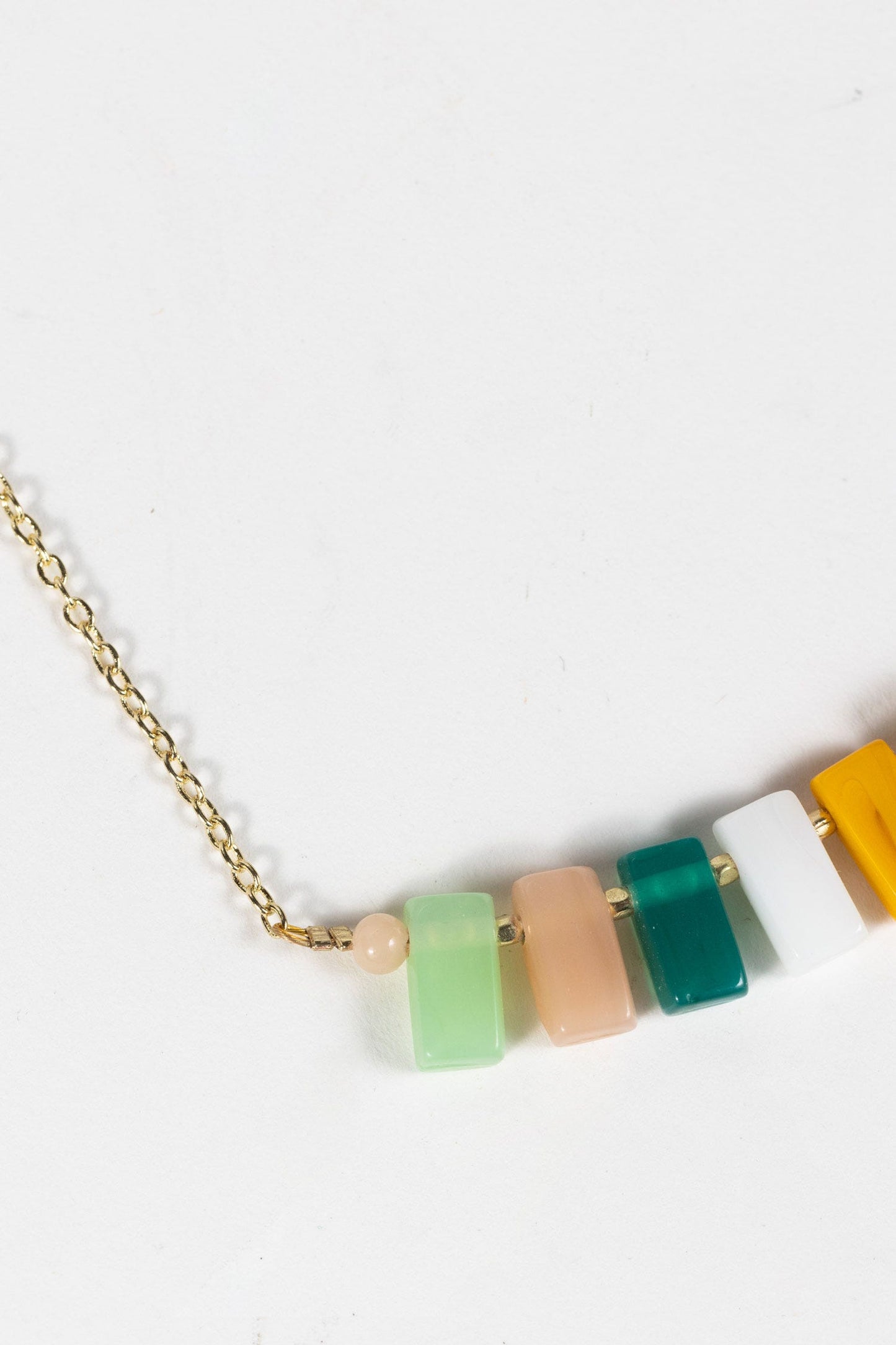 Necklace ascend beaded bar glass 17L teal/yel/wht
