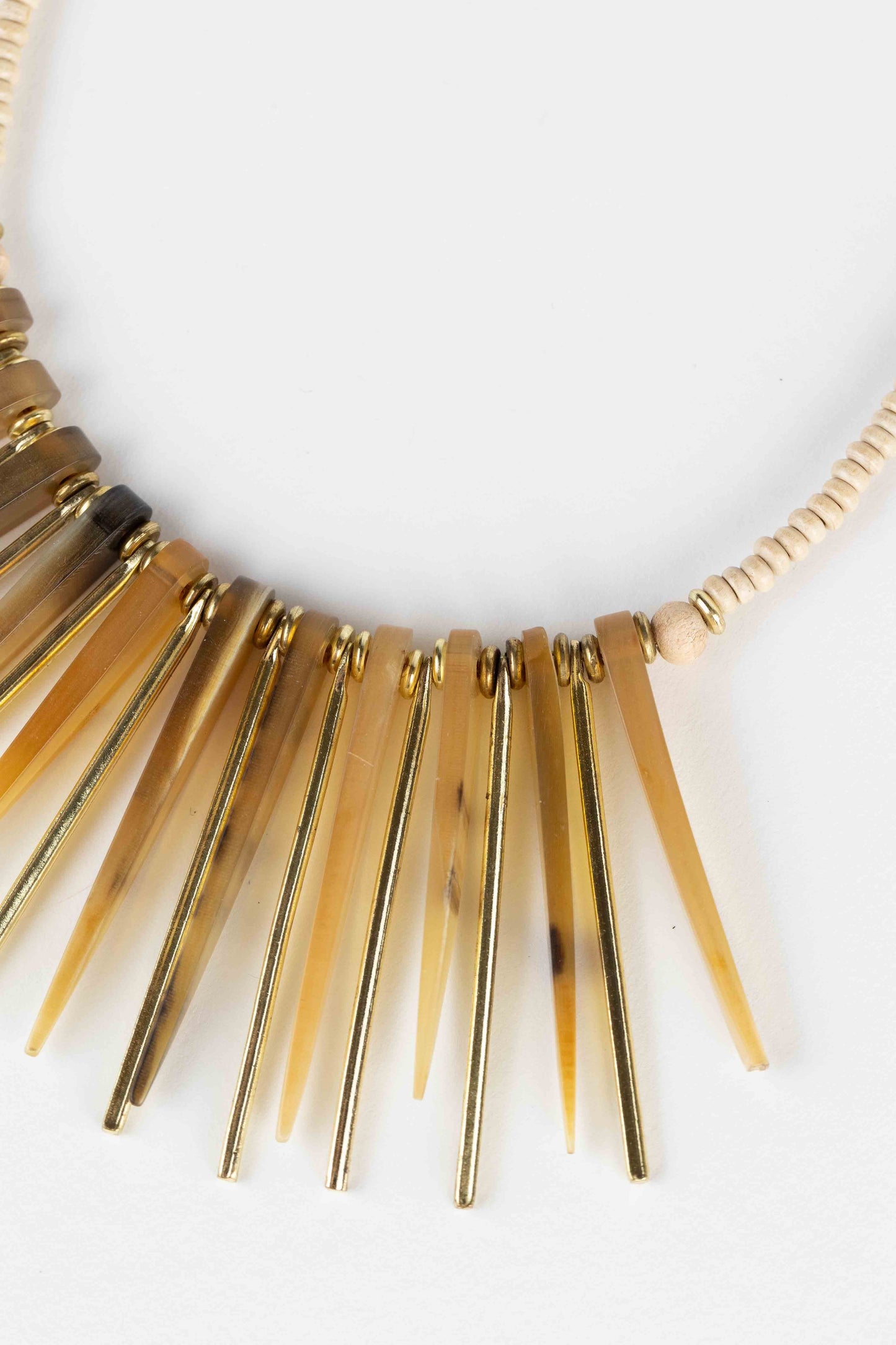 Necklace earth ray spikes wood/horn 20L nat/brn