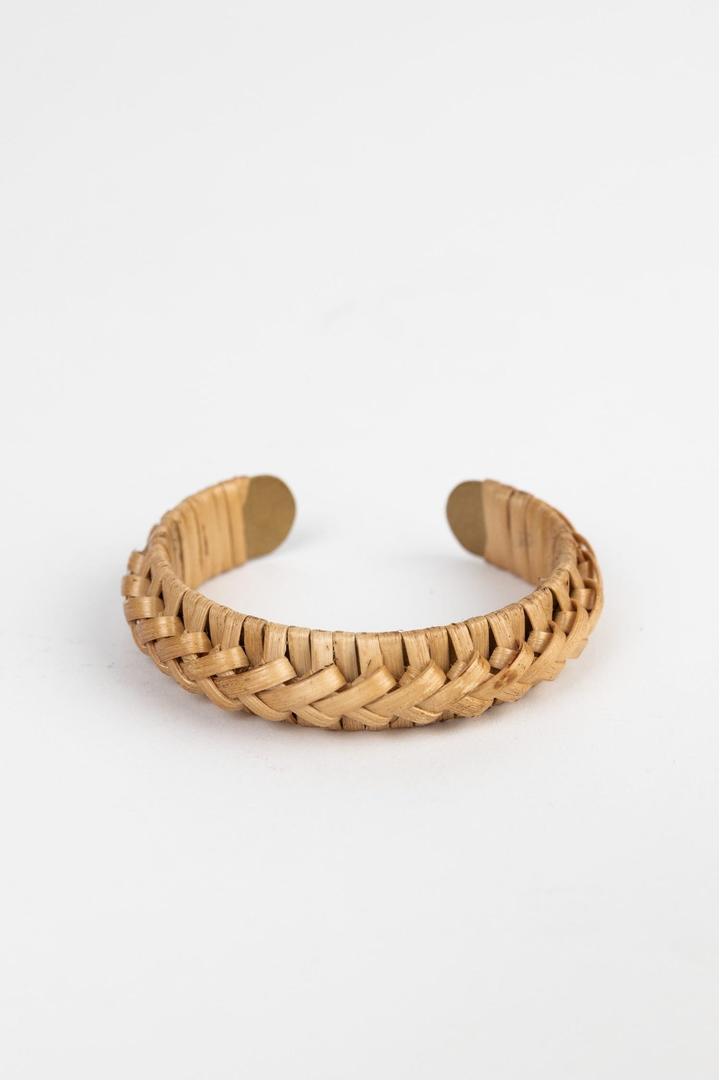 Bracelet cuff narrow braided cane/mtl .5W tan/gold