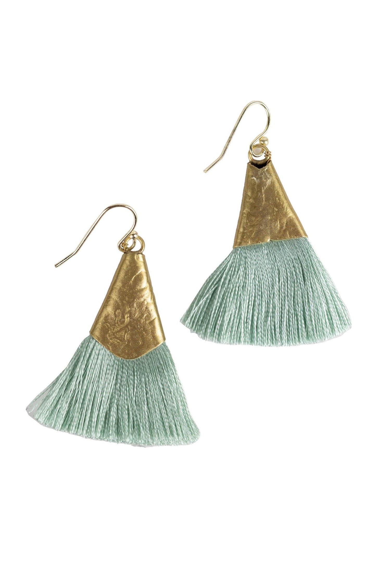 Earrings capped tassel brass/poly 2L sage green