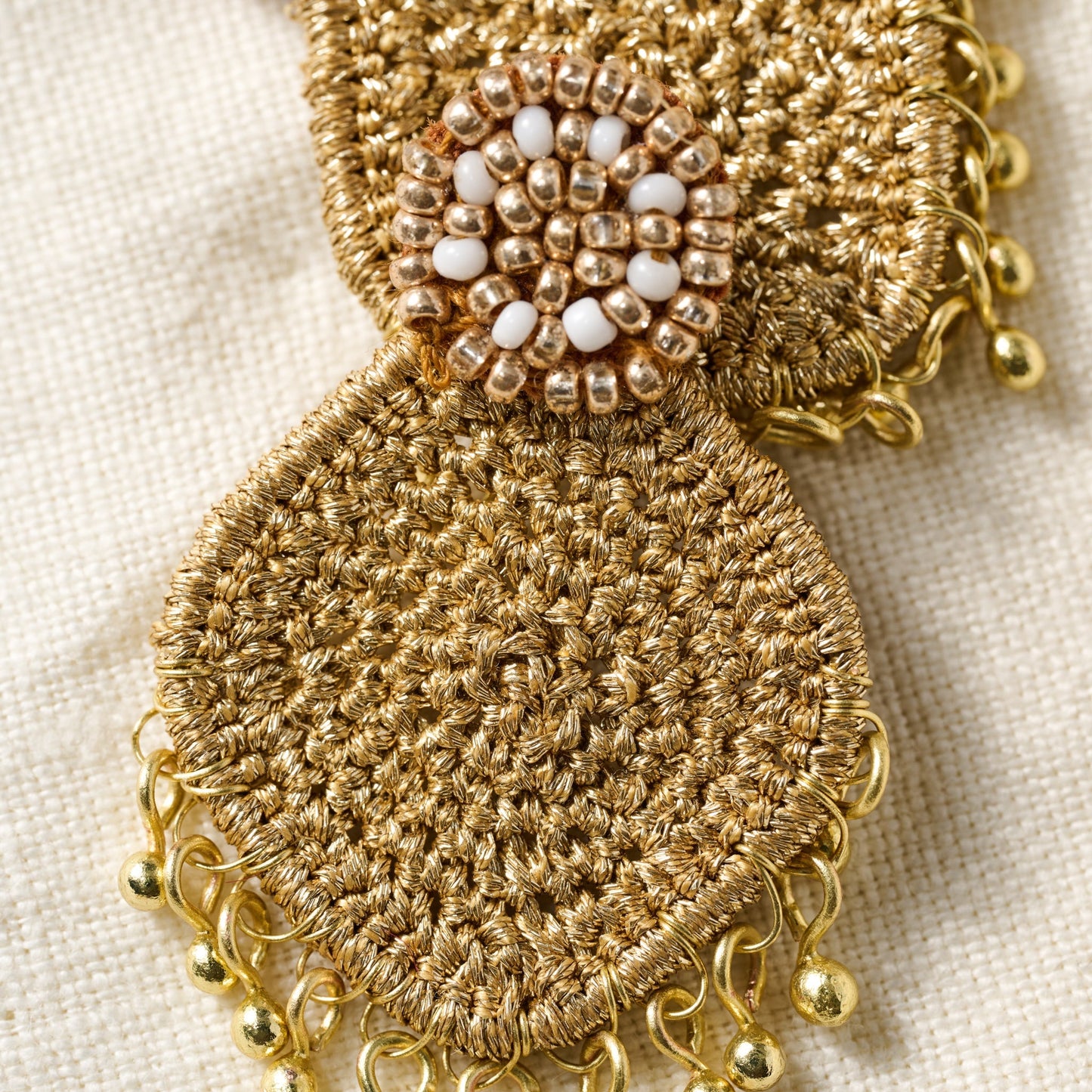 Earrings post diamond zari thread/br 1.75L gold