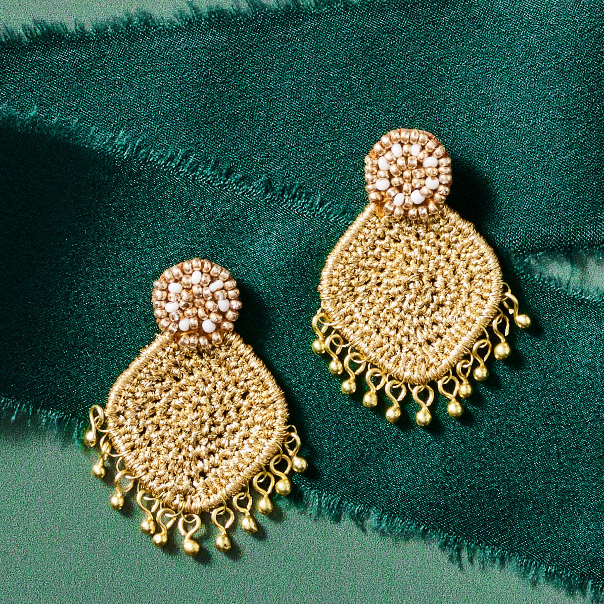 Earrings post diamond zari thread/br 1.75L gold