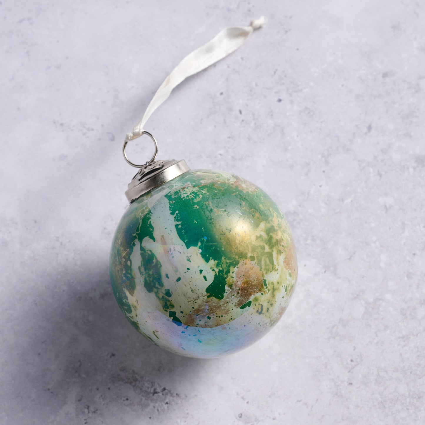 Ornament ball watercolor M/3 recycl glass 3D green