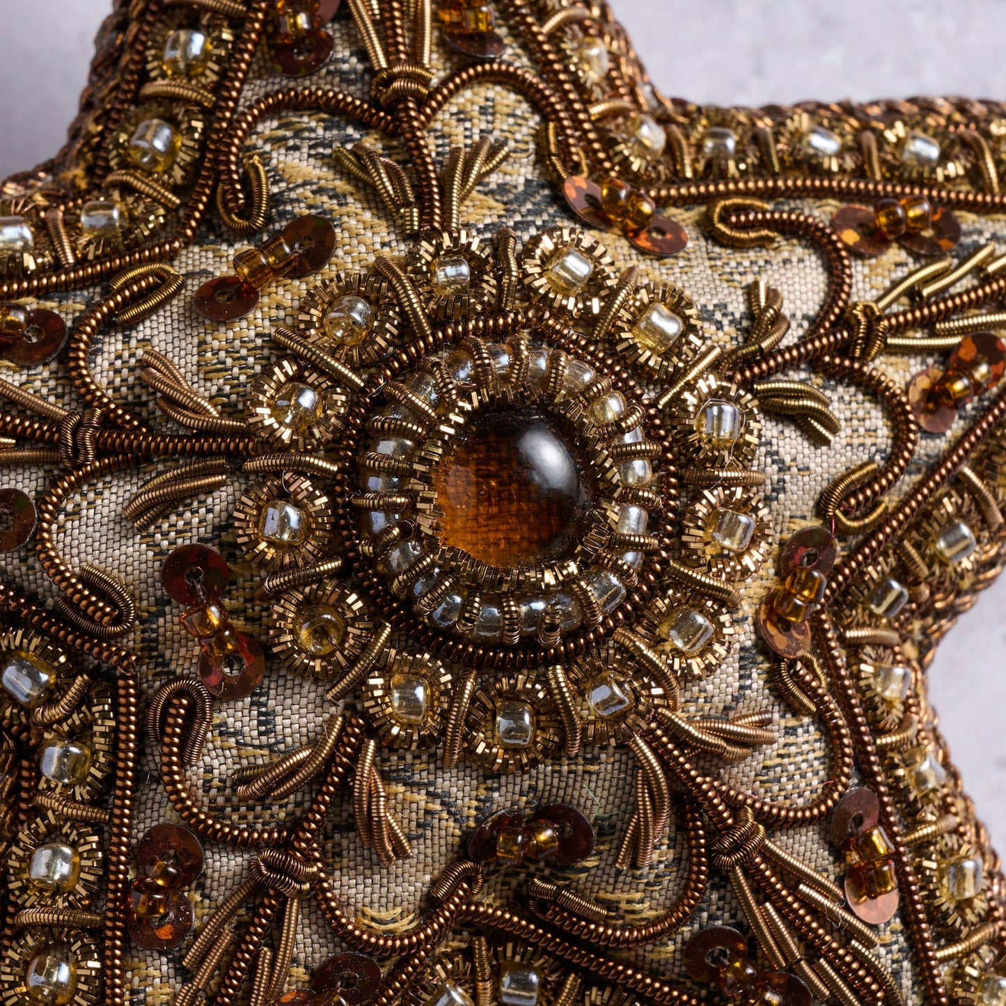 Ornament star beaded stuffed M/2 cttn/glss 5D brn