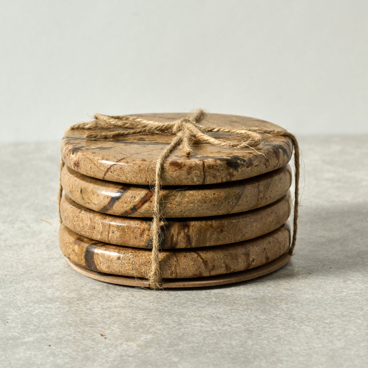 Coasters s/4 round bidasar stone 4D brown