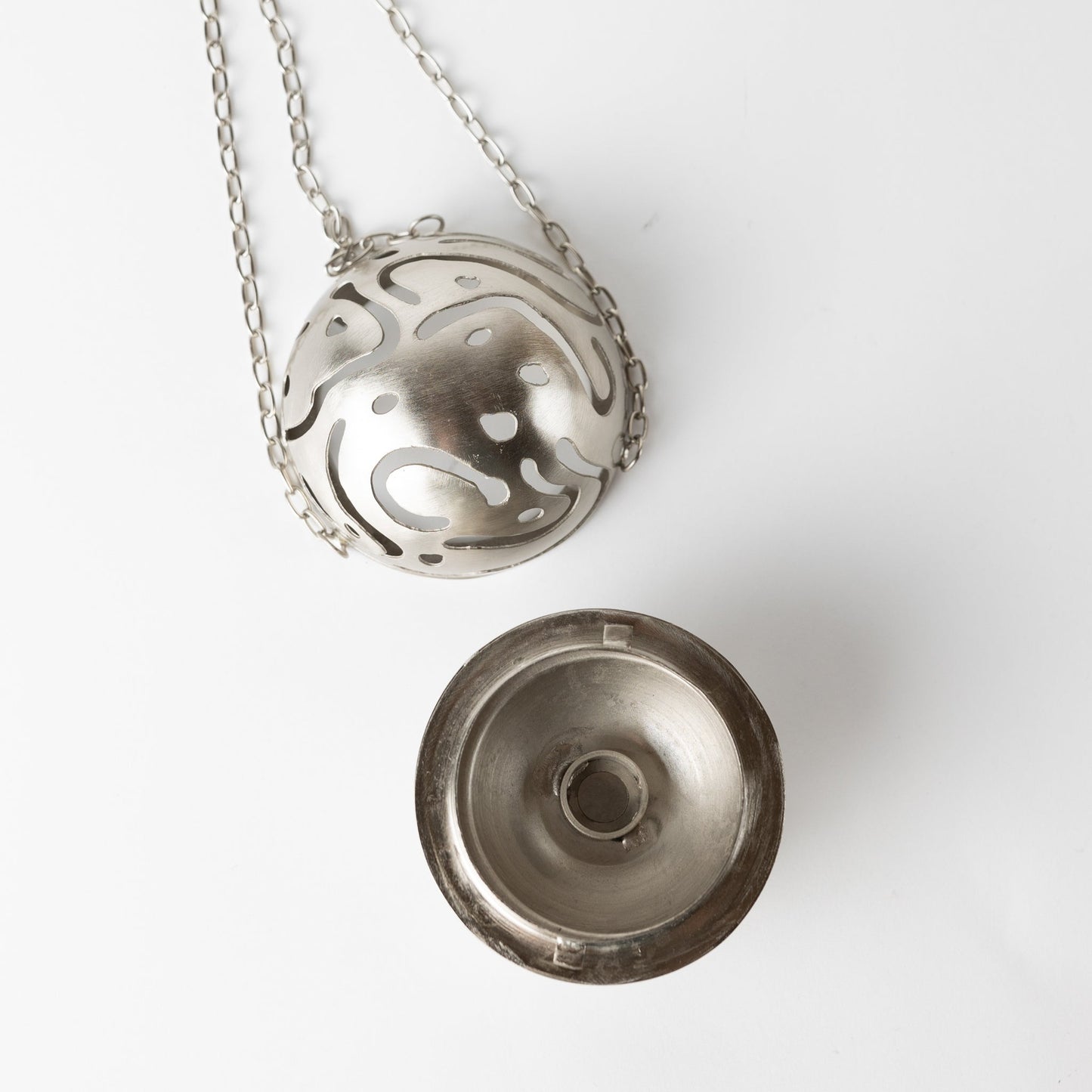 Incense holder hanging sphere iron 3D silver